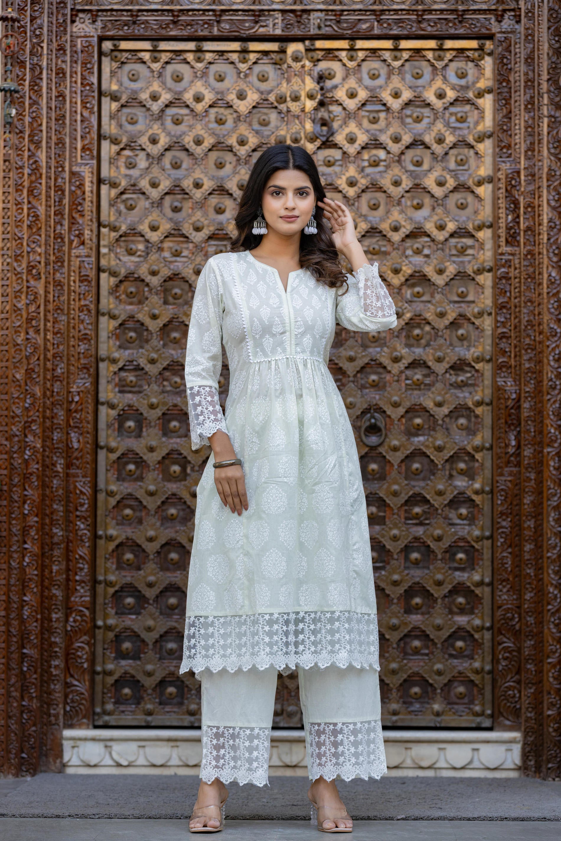 Women White Printed Kurta Pant Dupatta