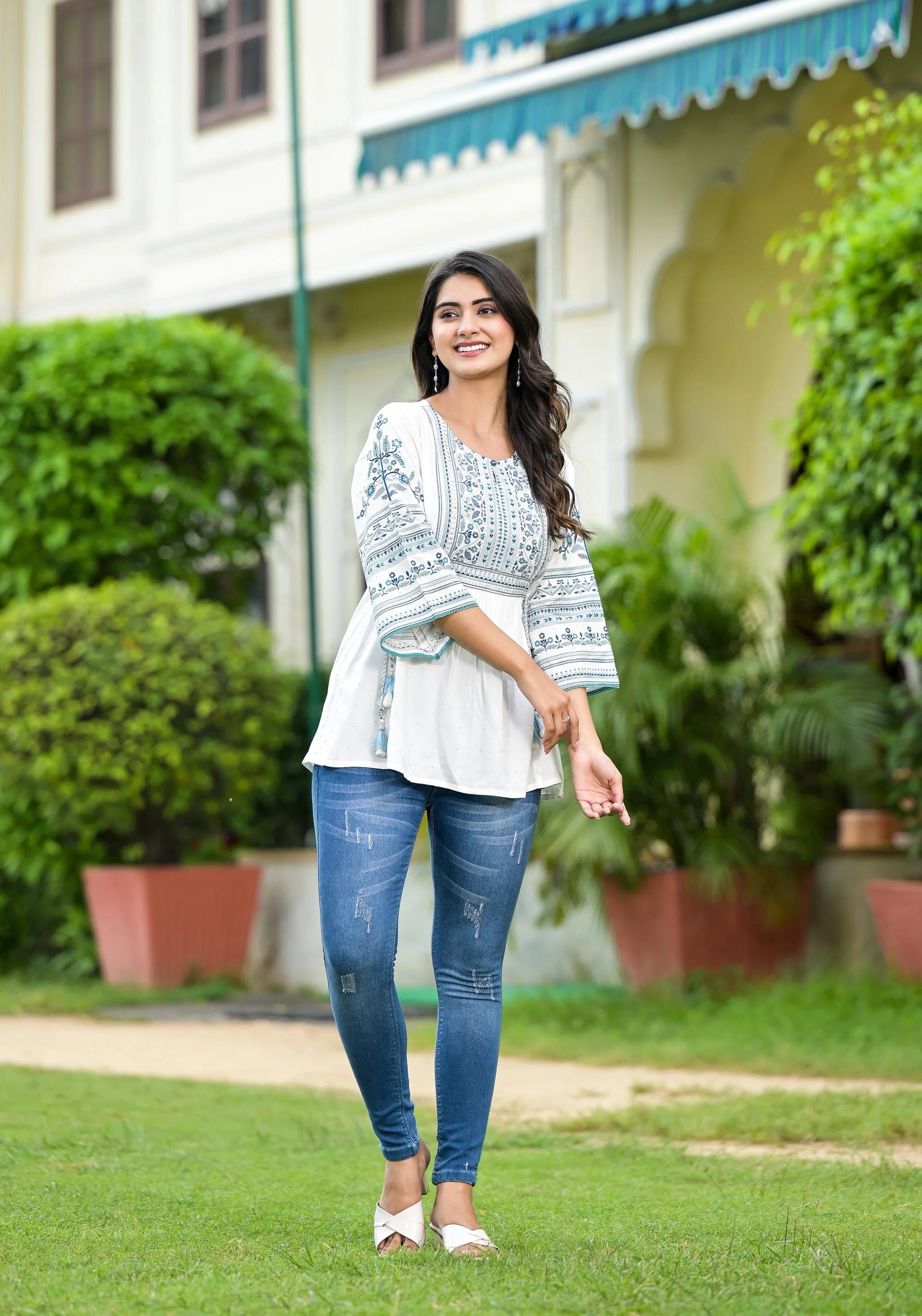 White Ethnic Motif Printed Viscose Tunic With Sequins & Thread Work