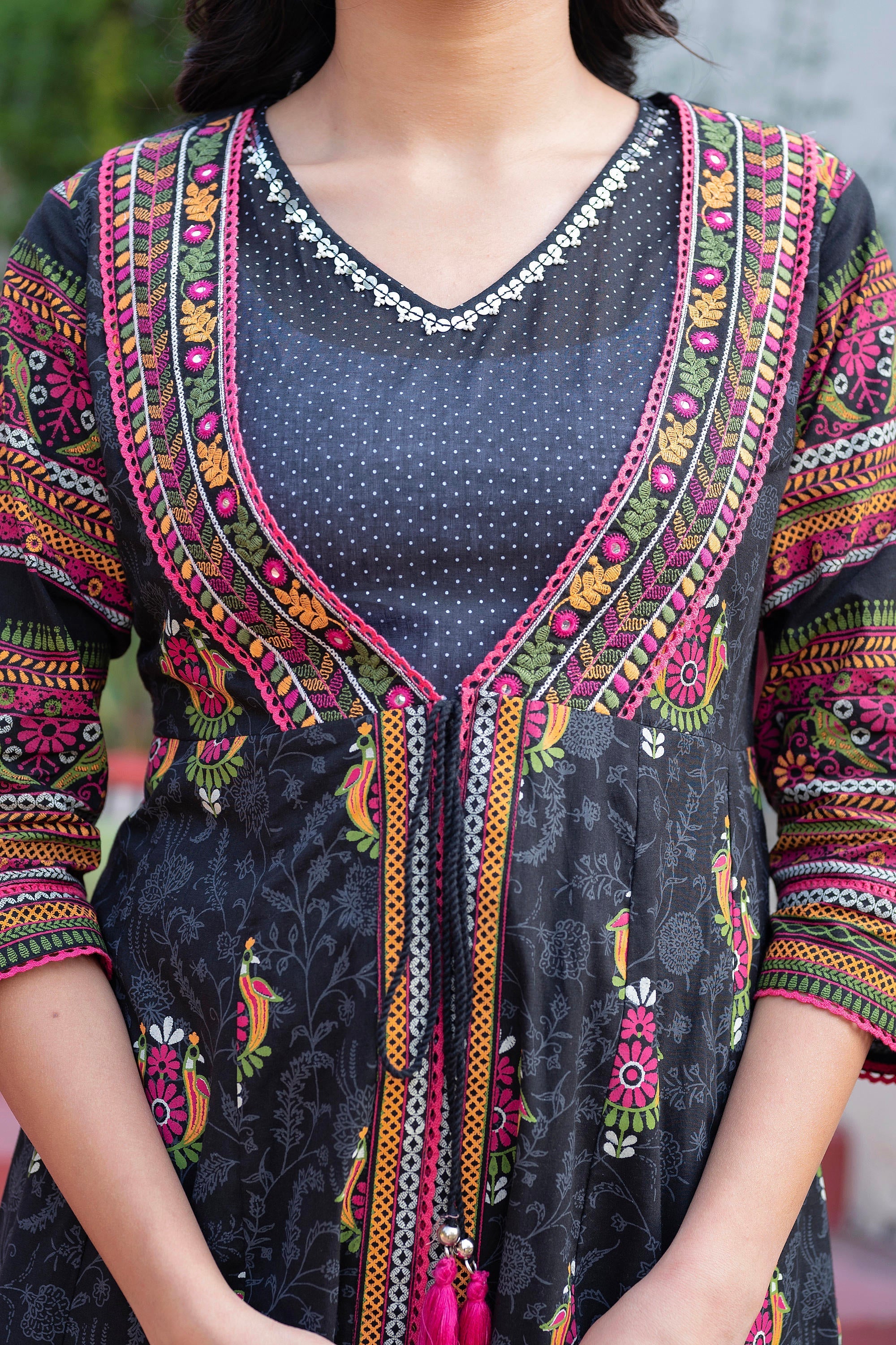 Women Printed Floral Fit & Flared Dress - Black | DesiQlo