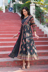 Women Printed Floral Fit & Flared Dress
