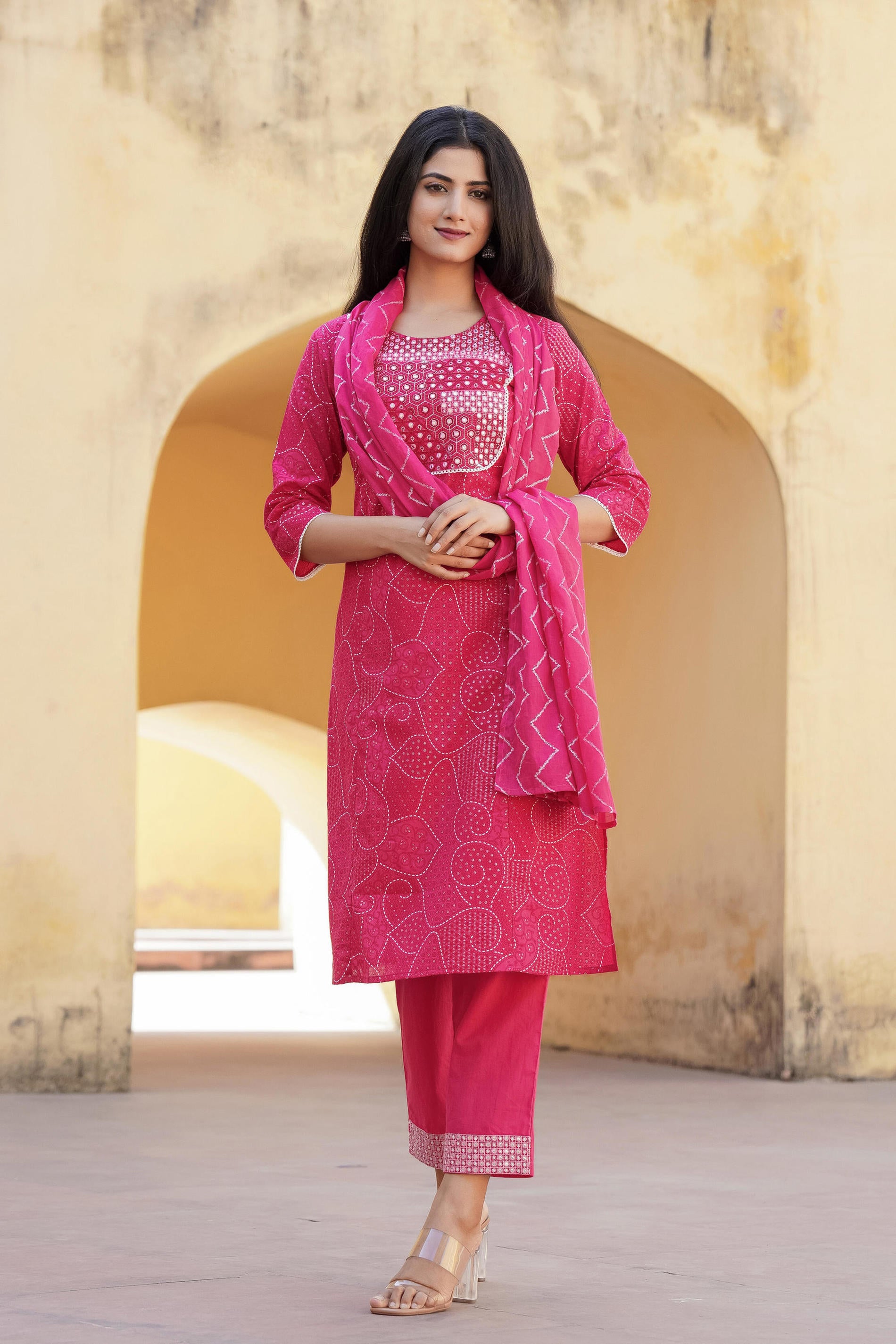 Women Fuchsia Print With Embroidered Kurta Pant Dupatta