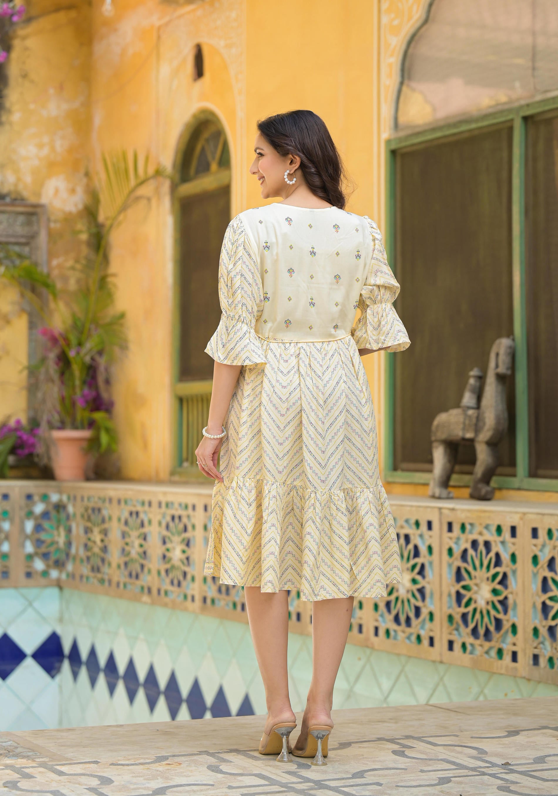 Women Ivory Printed Shortdress