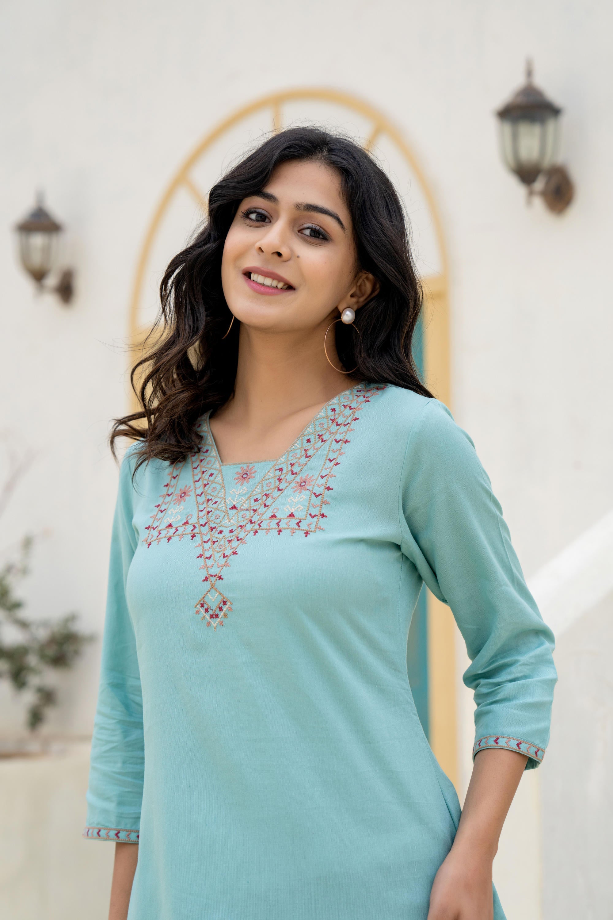 Aqua Solid Viscose Tunic With Thread Work | DesiQlo