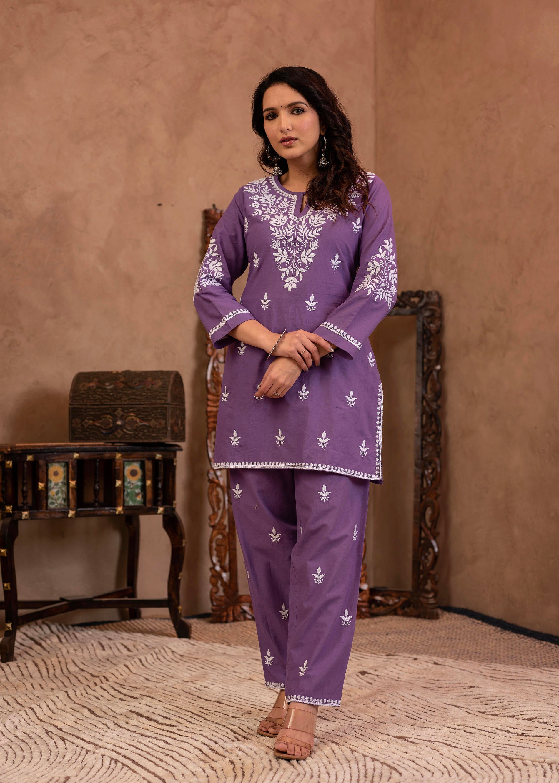 Lavender Serenity Thread-Embroidered Kurta Set-P1309PURPLE_ON