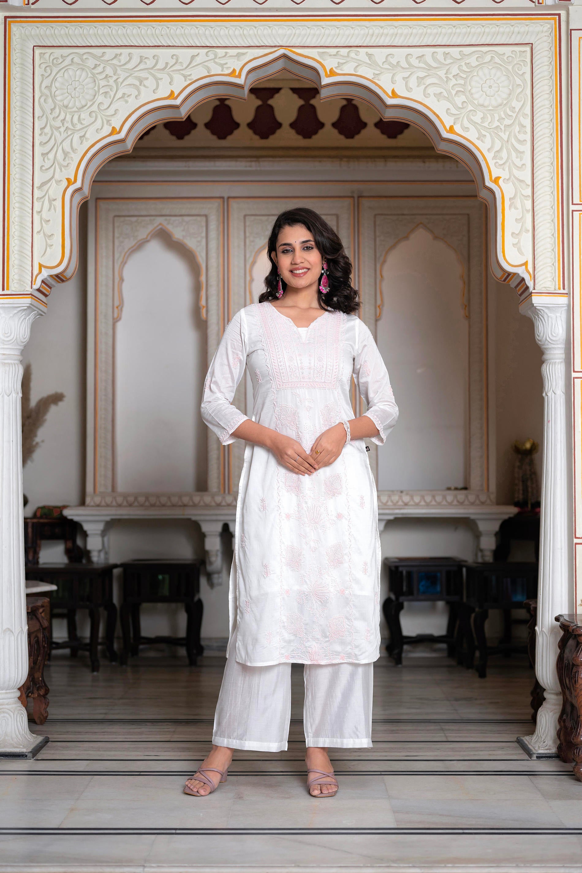 Off-White Chanderi Kurta with Bead Work & Thread Detailing