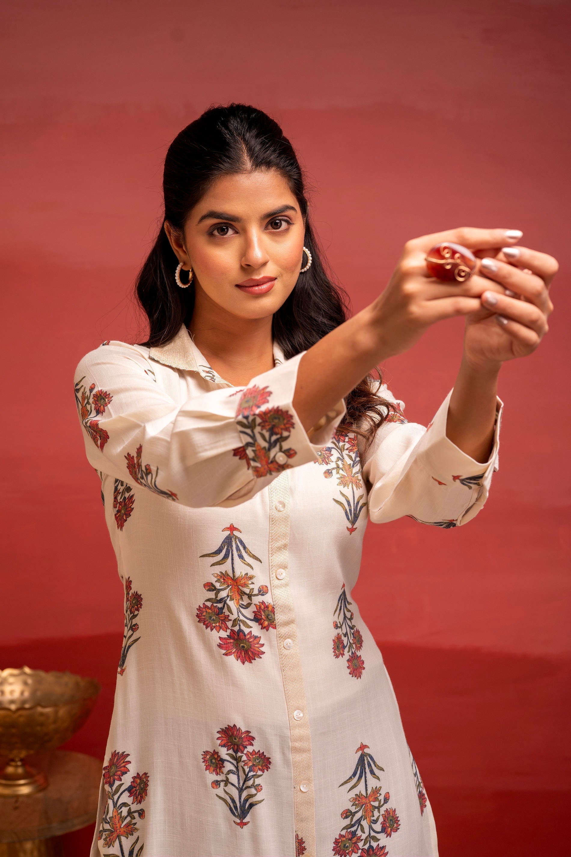 White Floral Printed Viscose Kurta with Button Detailing | DesiQlo