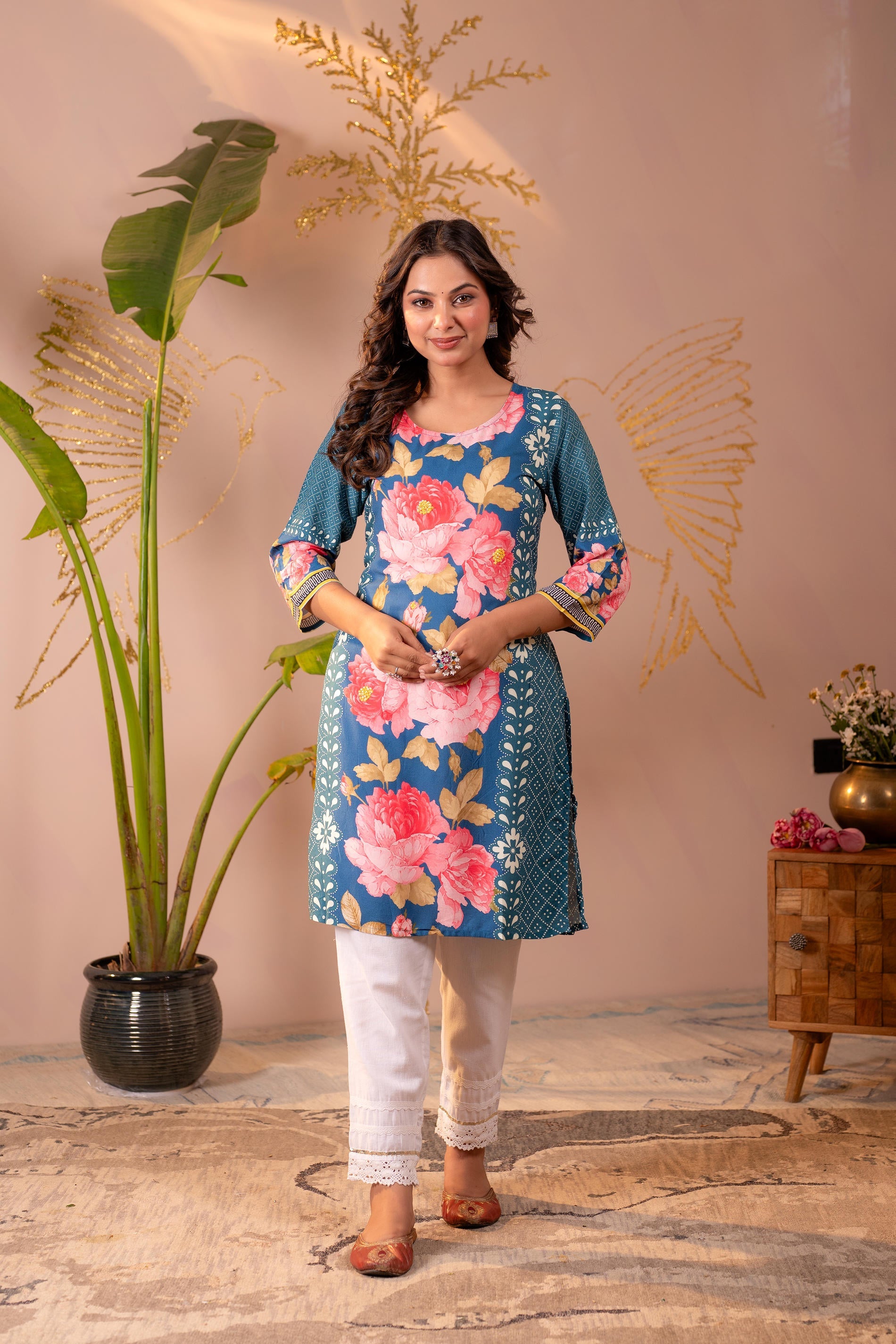 Blue Floral Printed Straight Kurta 