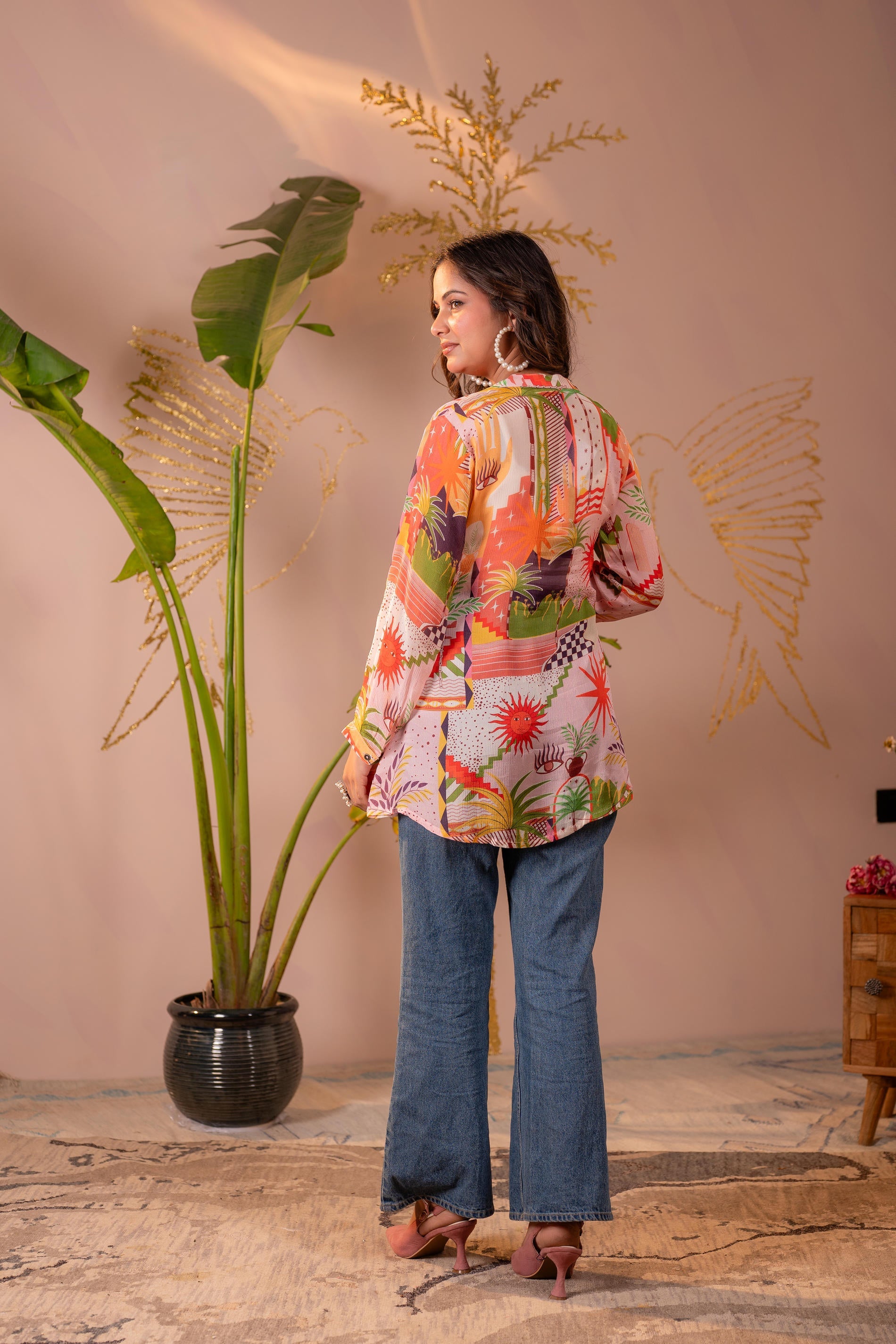  Abstract Printed Contemporary Tunic Top