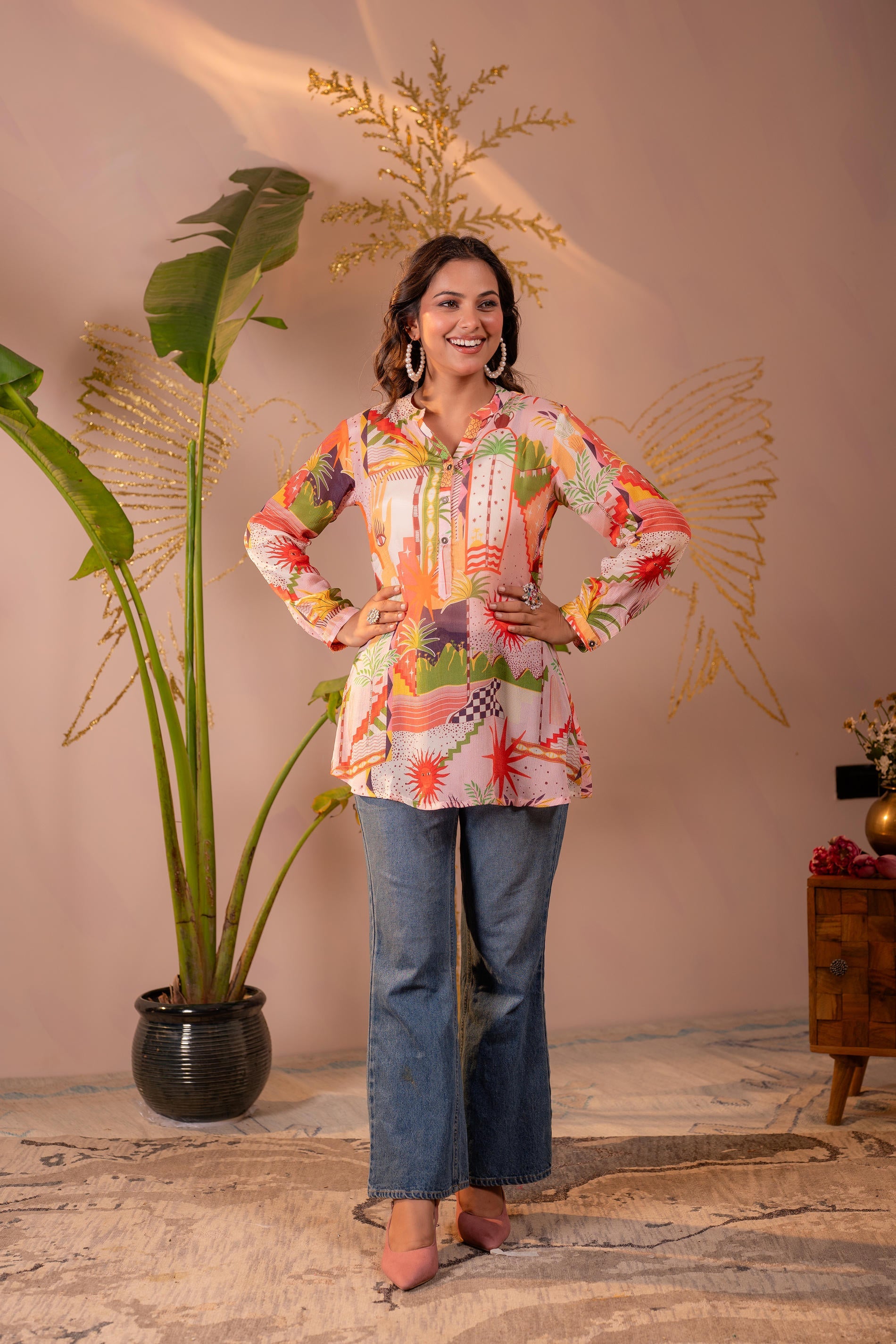  Abstract Printed Contemporary Tunic Top