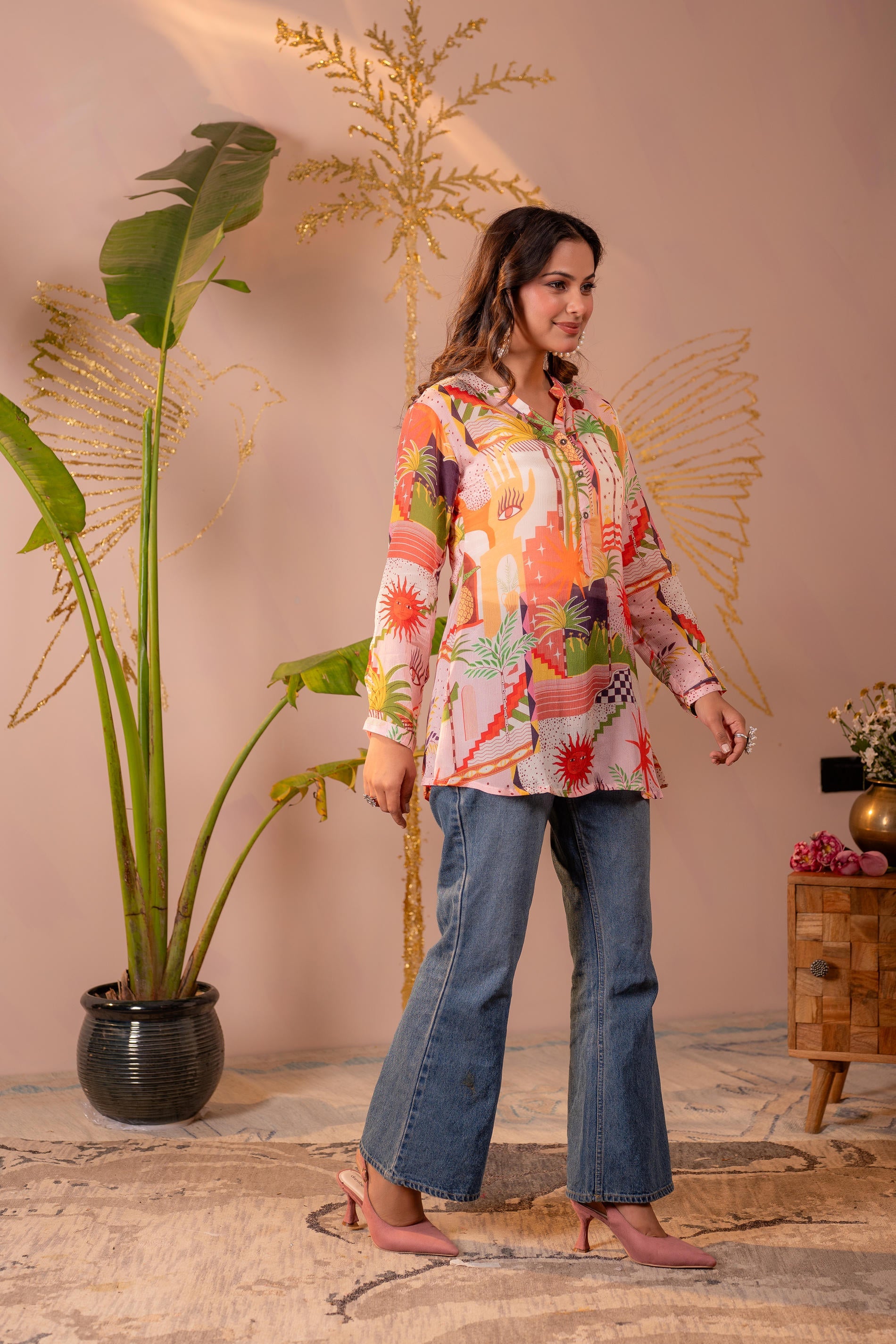  Abstract Printed Contemporary Tunic Top