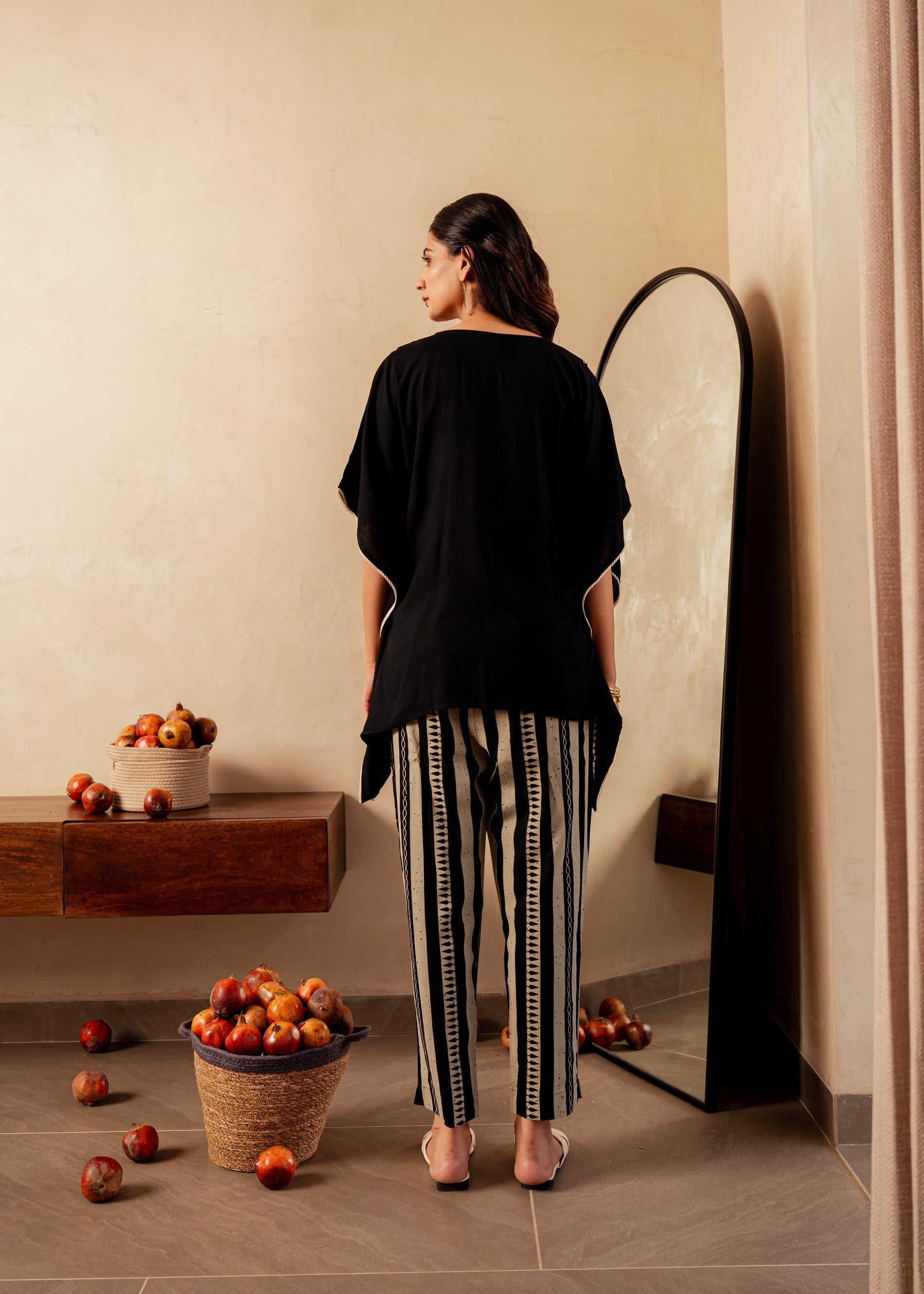 Black Solid Viscose Kaftan and Pants Co-ord Set with Mirror and Thread