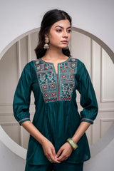 Bottlegreen Solid Viscose Gathered Tunic and Pants Co-ord Set with Thread Work