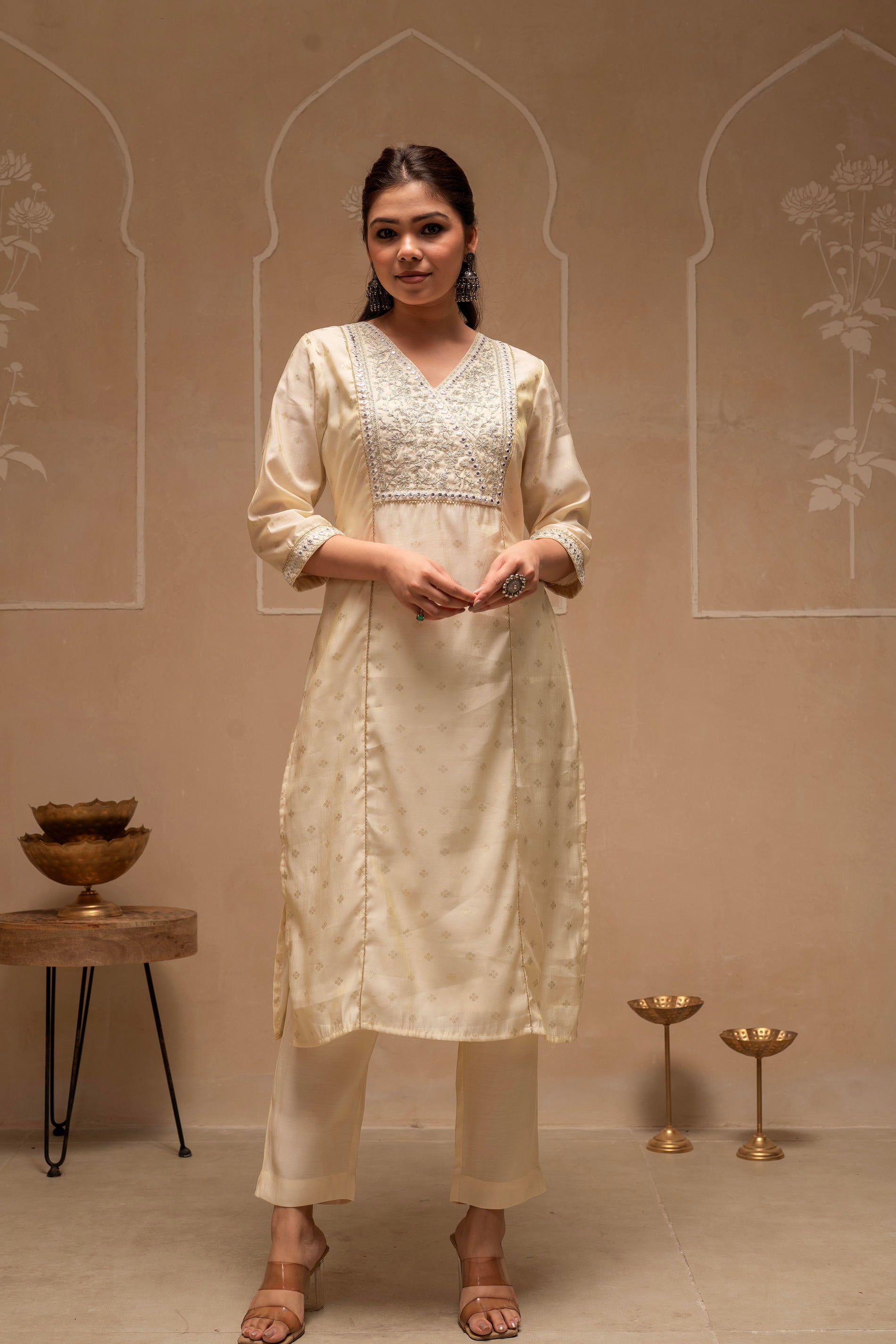 White Floral Viscose Kurta and Pants Set with Mirror and Thread Work |