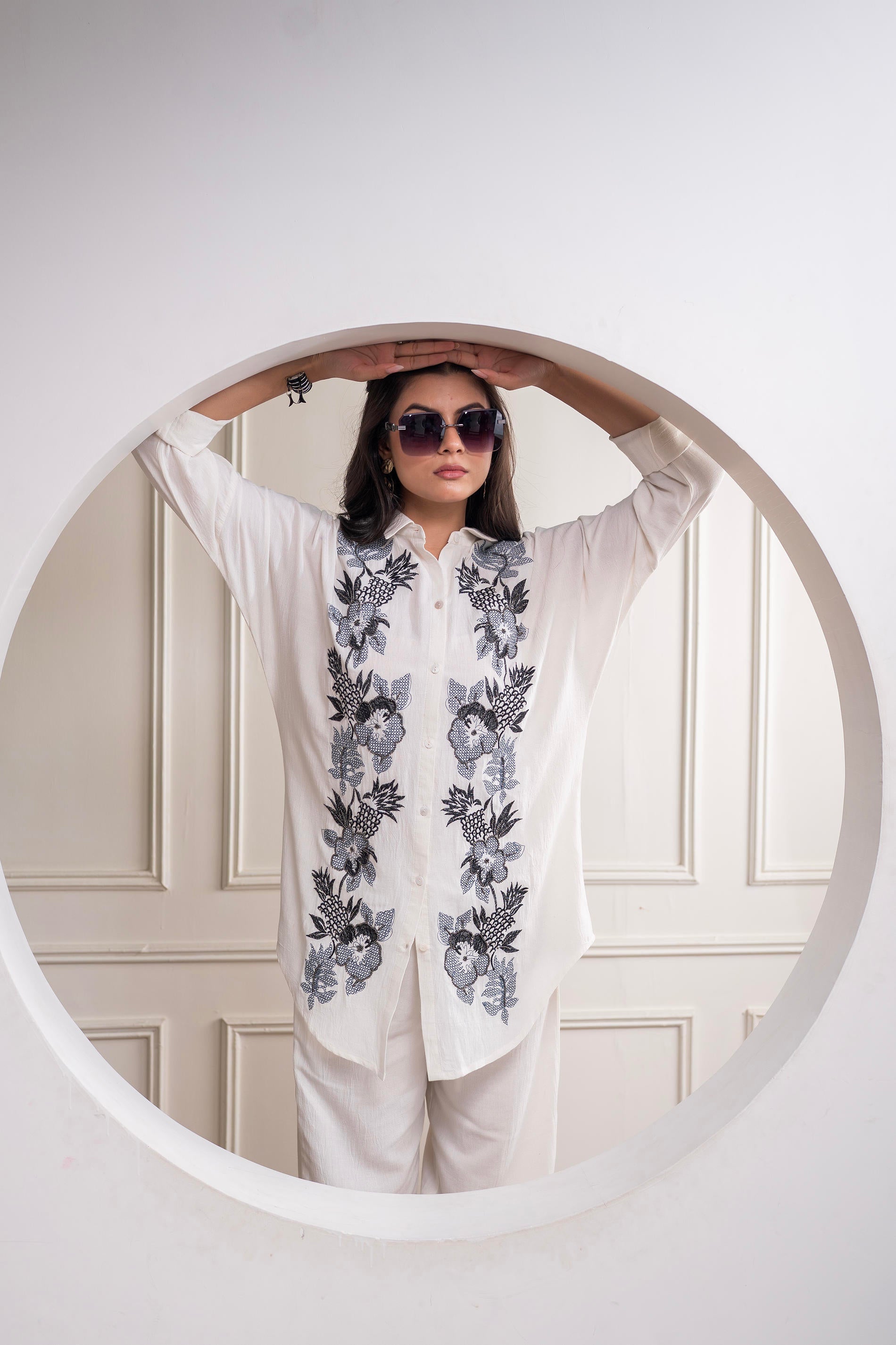 Viscose Linen Off White Embroidered Shirt and Pant Co-Ord Set with Thr