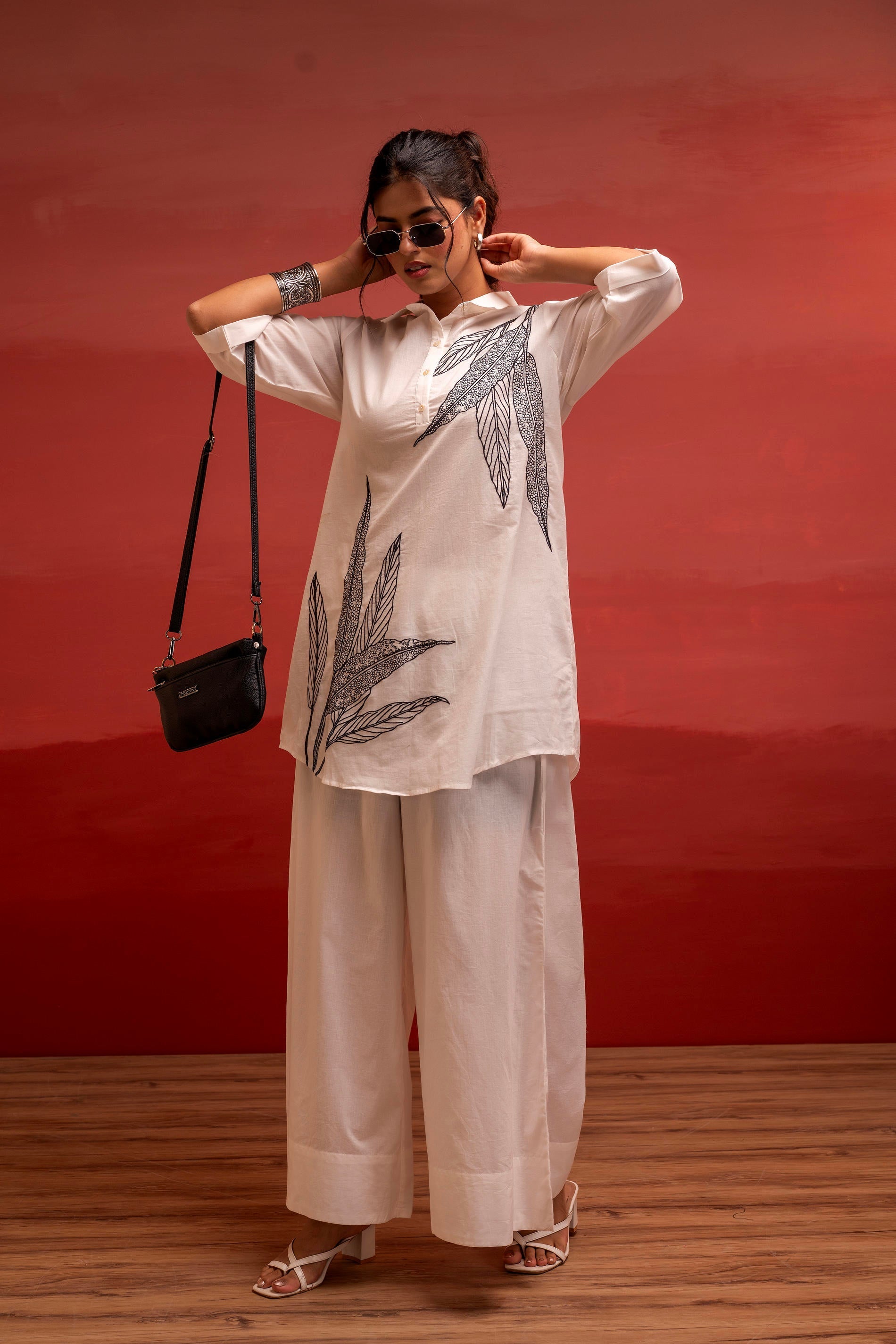 Off-White Leaf Printed Co-Ord Set With Collared Tunic & Wide-Leg Pant 
