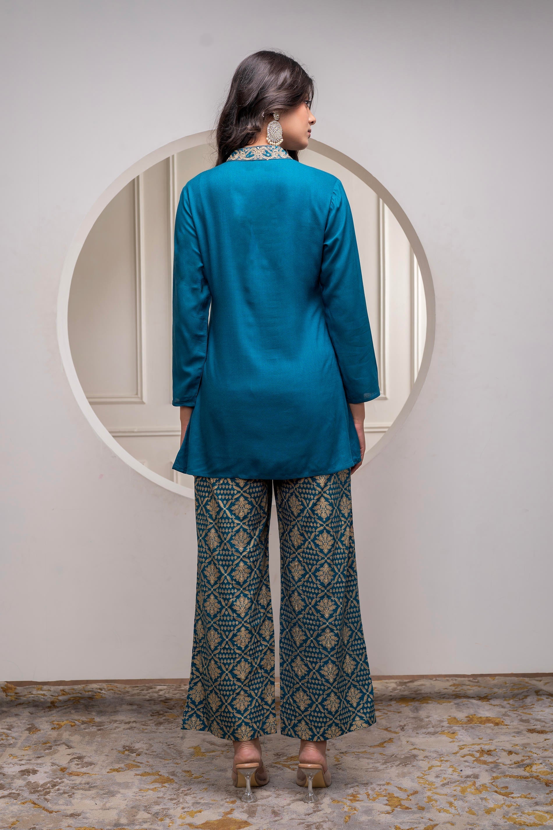 Viscose Teal Embroidered Kurta Pant Set with Zari & Mirror Work | Desi