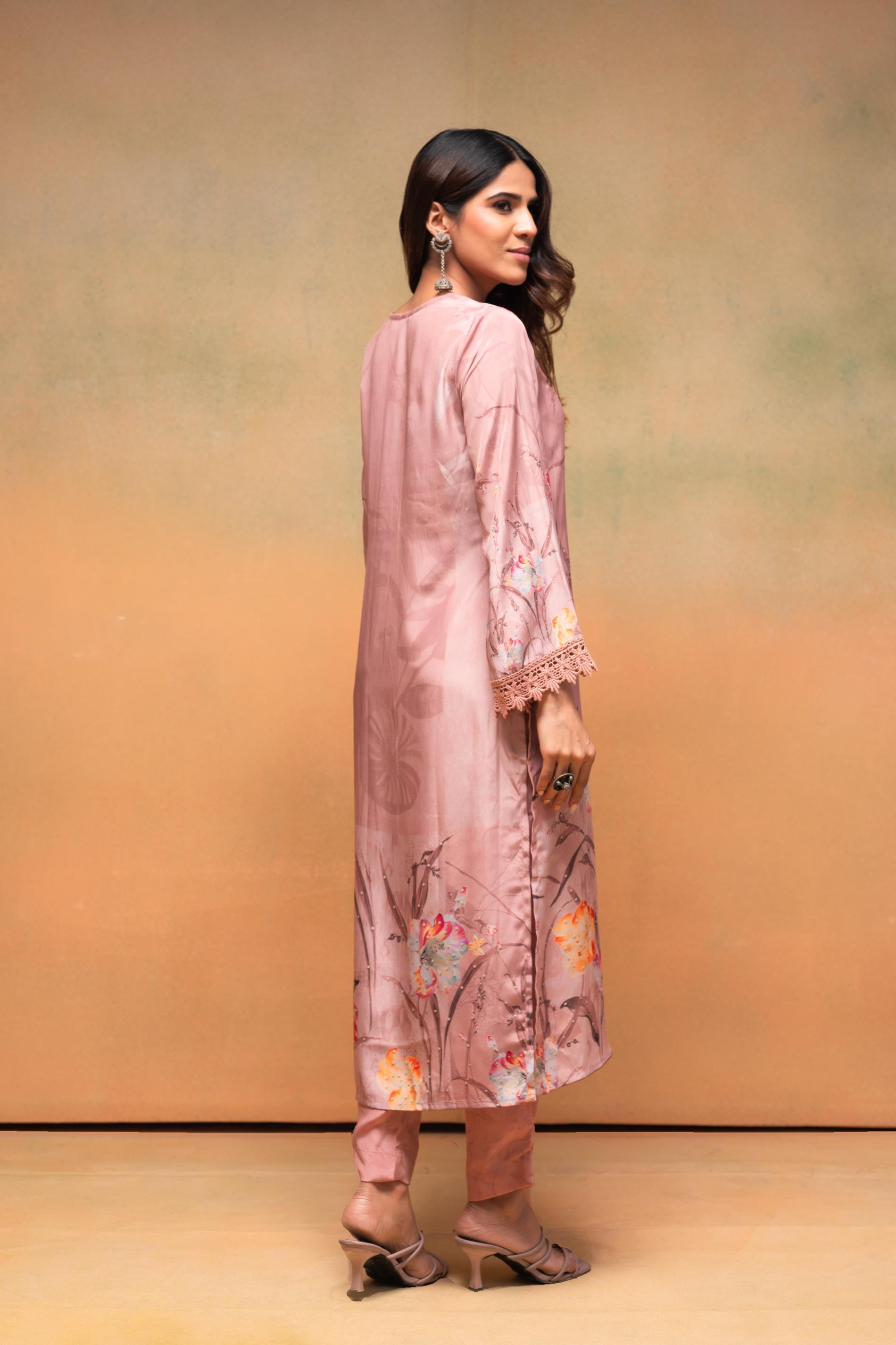 Peach Floral Embellished Straight Kurta Pant and Dupatta Set with Bead
