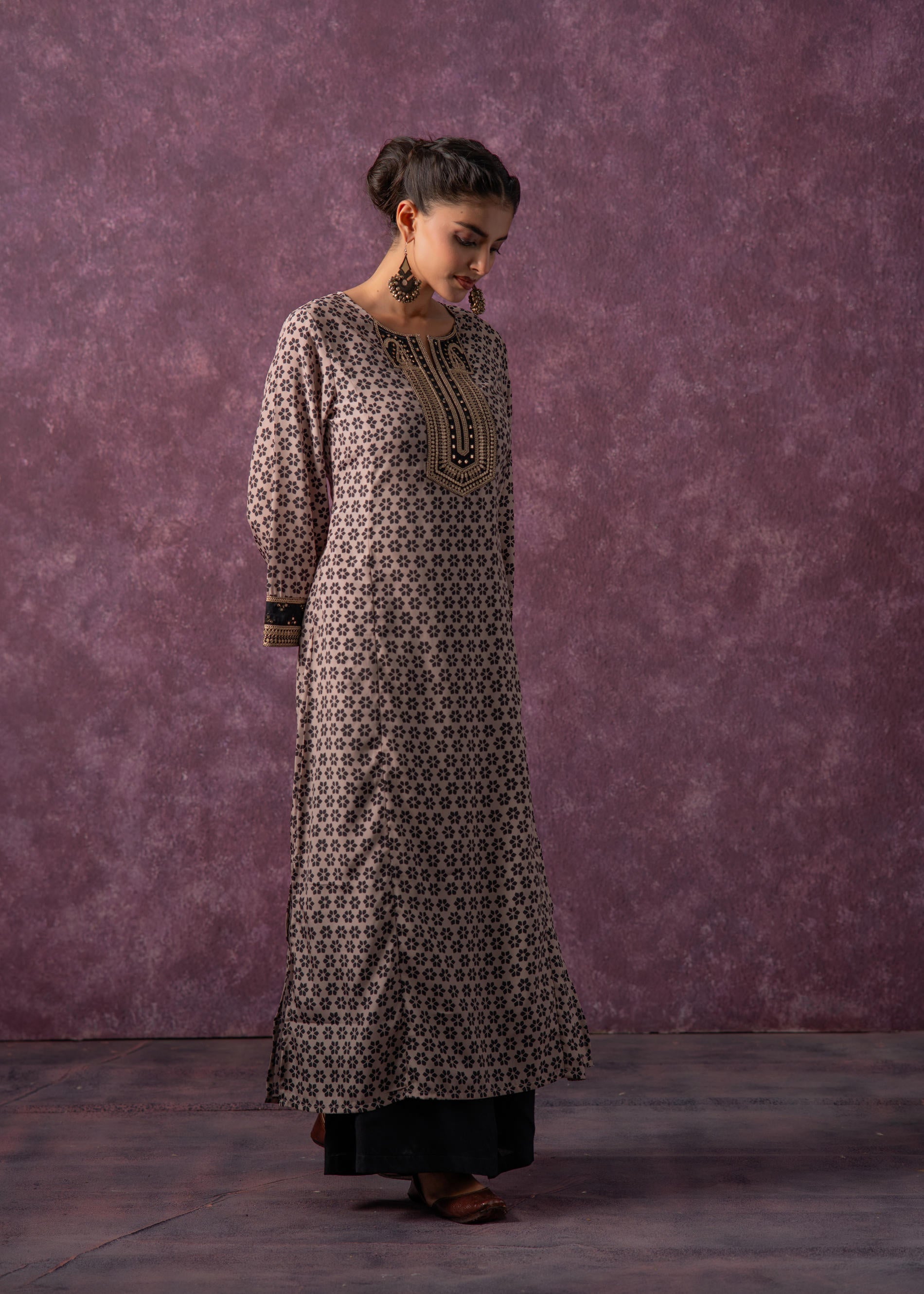 Ivory Blossom Panelled Kurta