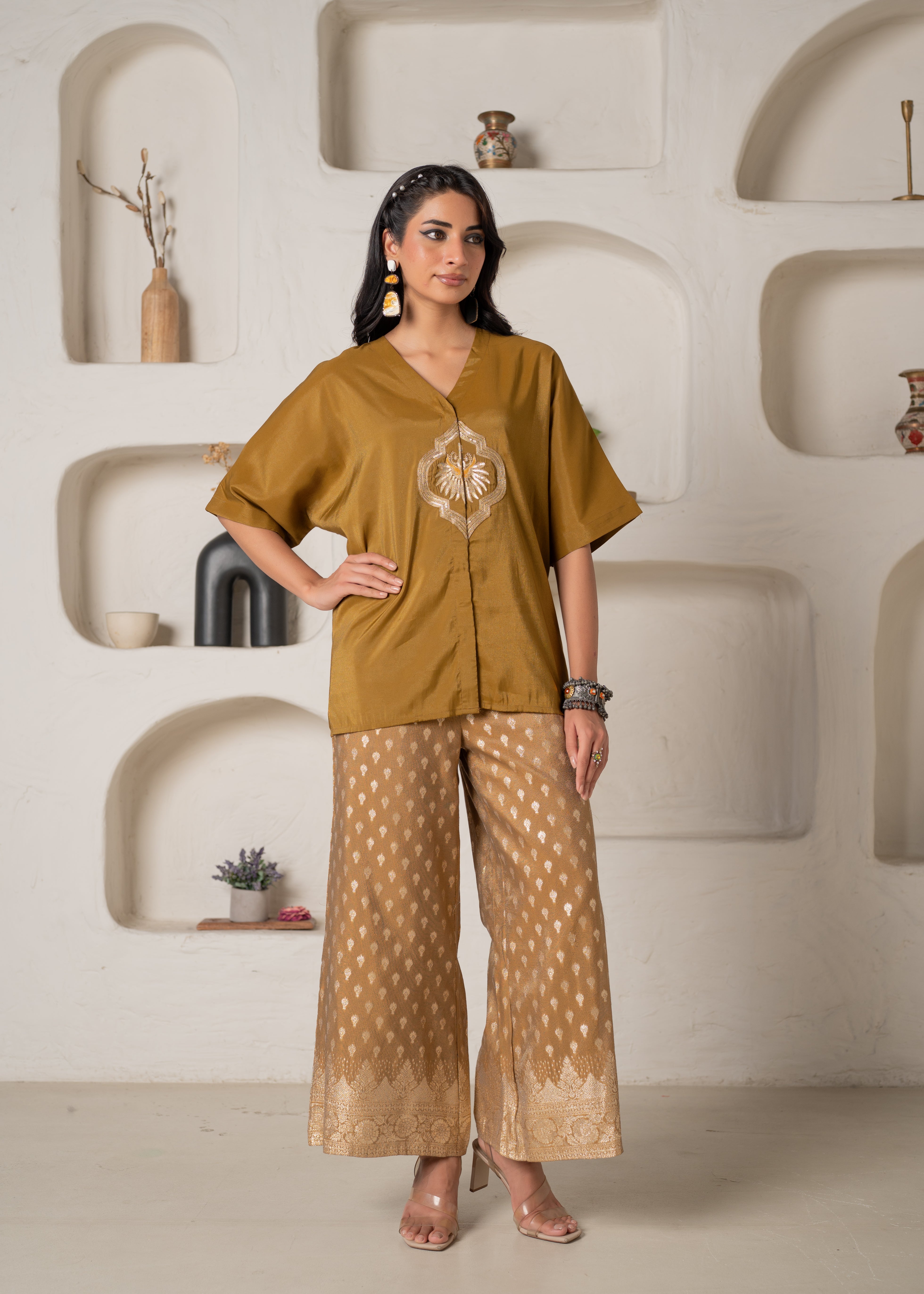 Mustard Viscose Solid A-Line Tunic With Pants Co-Ord Set With Zari & S