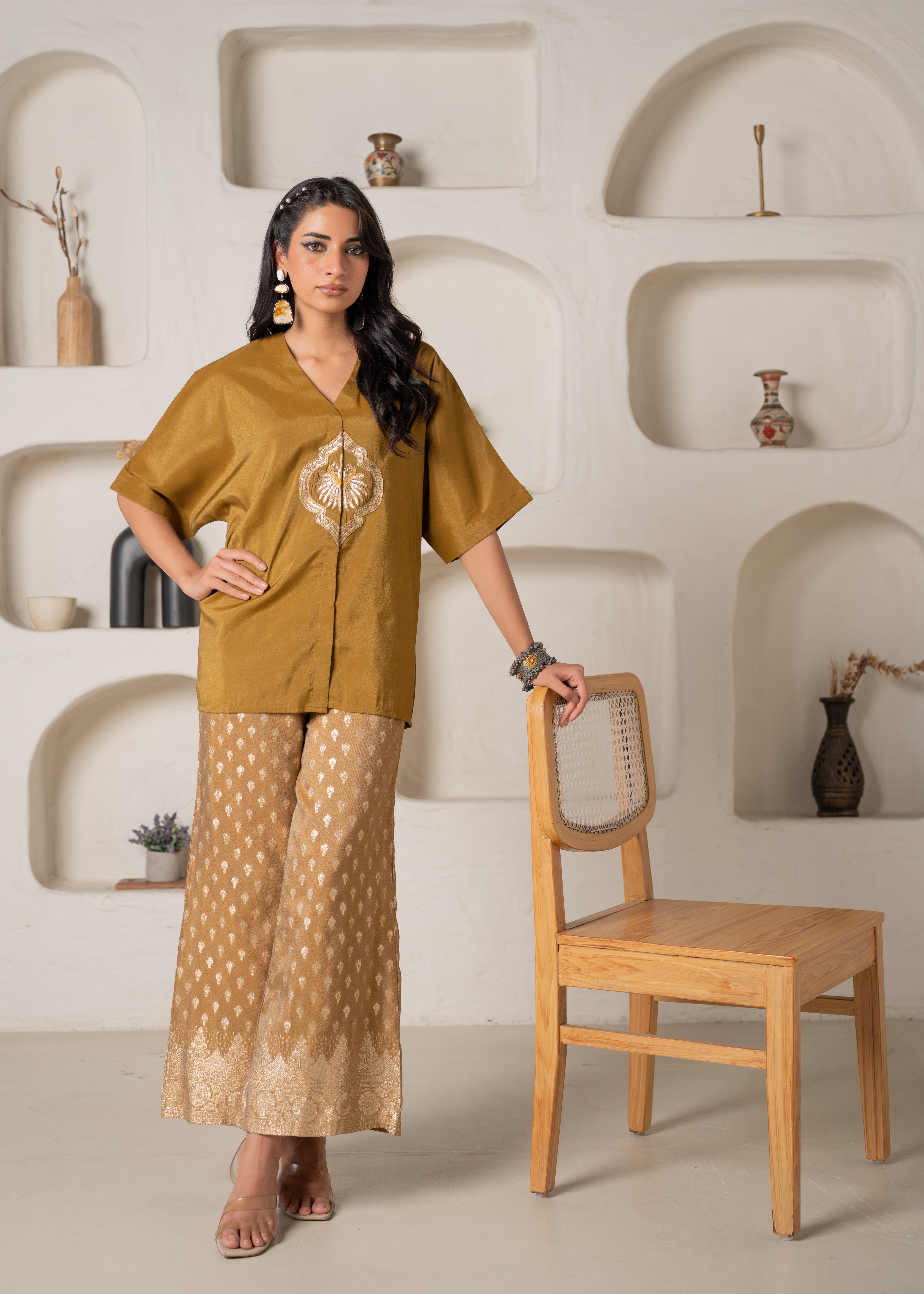 Mustard Viscose Solid A-Line Tunic With Pants Co-Ord Set With Zari & S