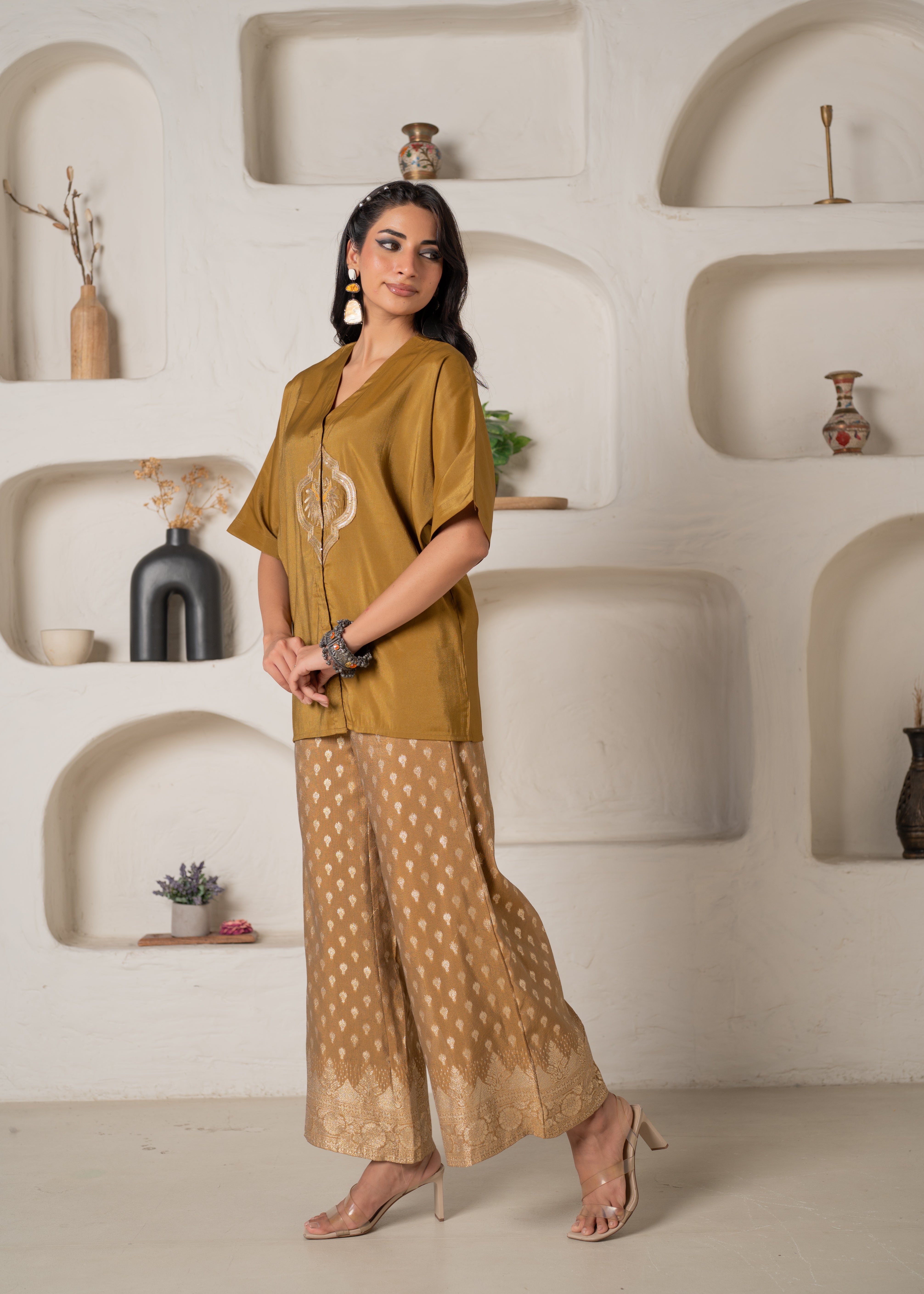 Mustard Viscose Solid A-Line Tunic With Pants Co-Ord Set With Zari & S