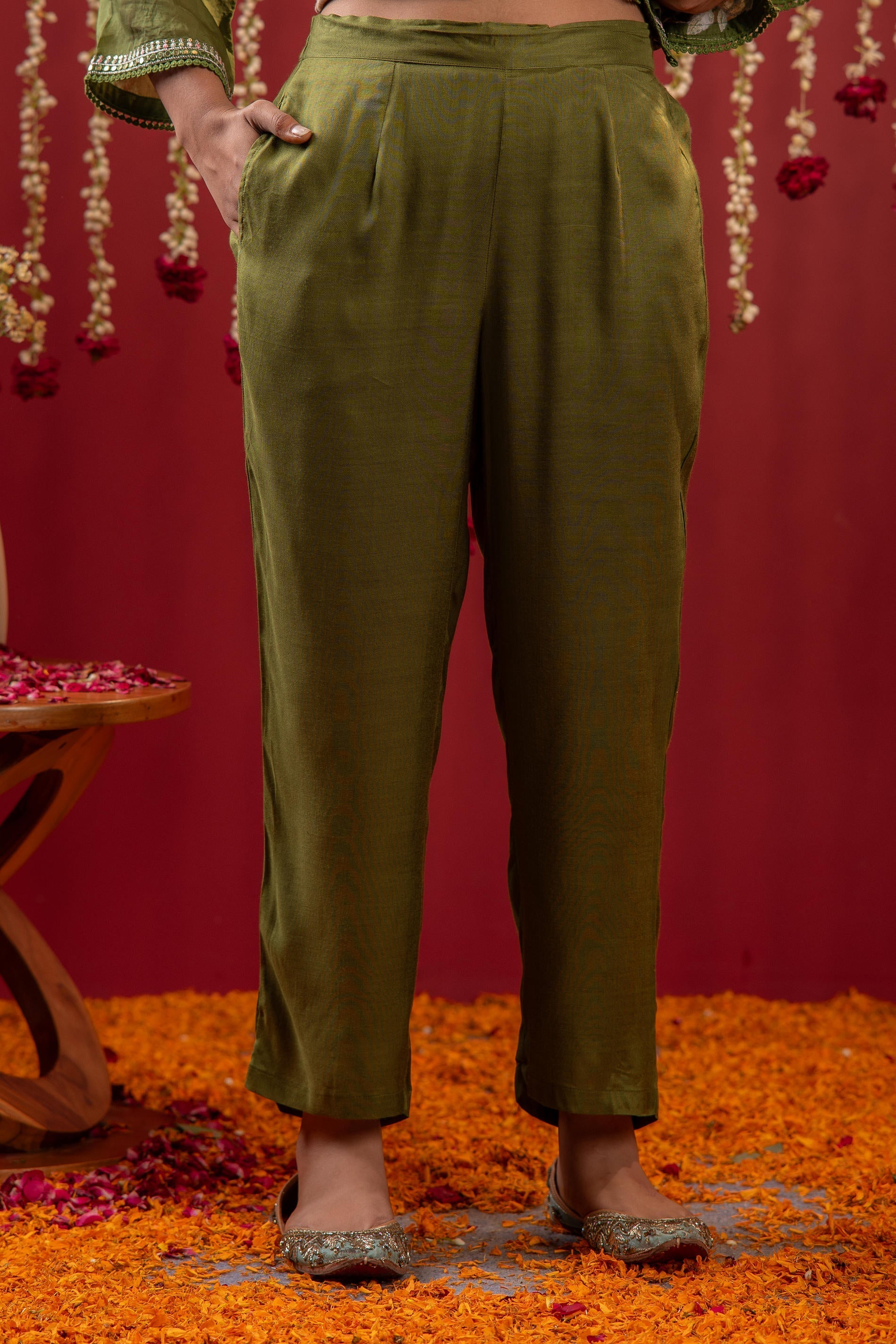 Mehndi Greenembroidered Kurta Set With Dupatta | DesiQlo