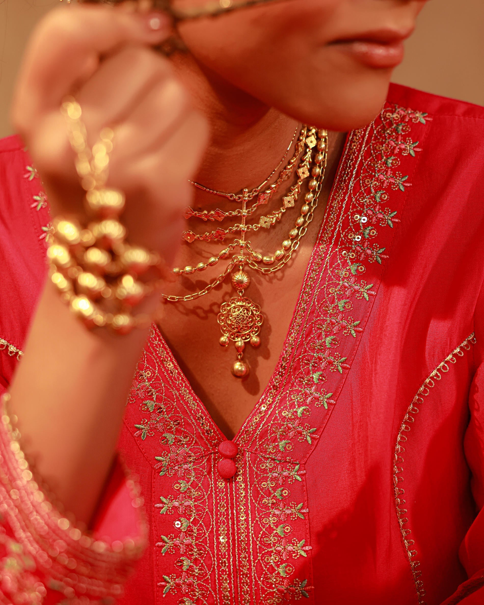 Fuchsia Viscose Solid A-Line Kurta With Pants & Dupatta Set With Zari,