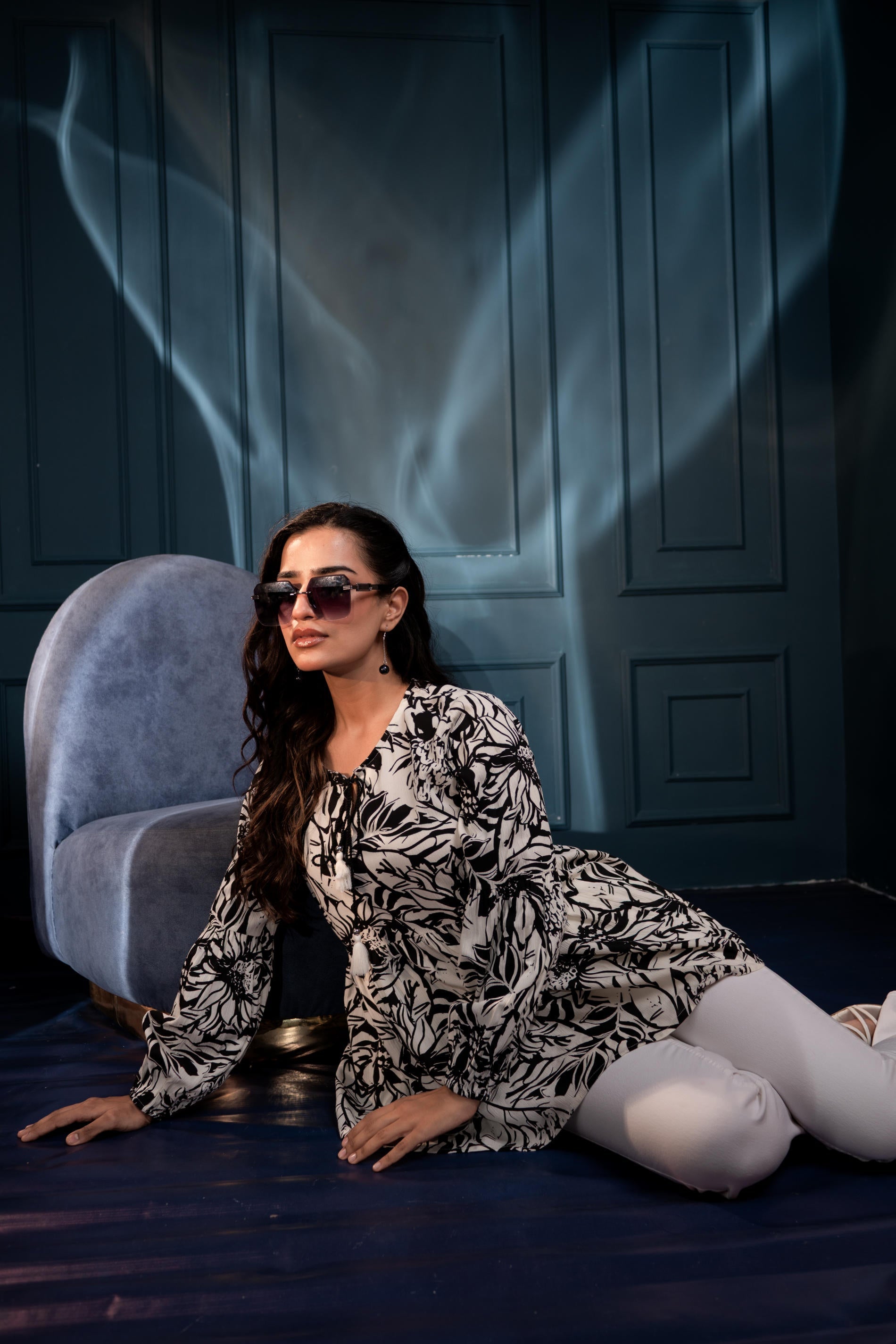 White Floral Printed Viscose GaThread Tunic with Dori Tie | DesiQlo