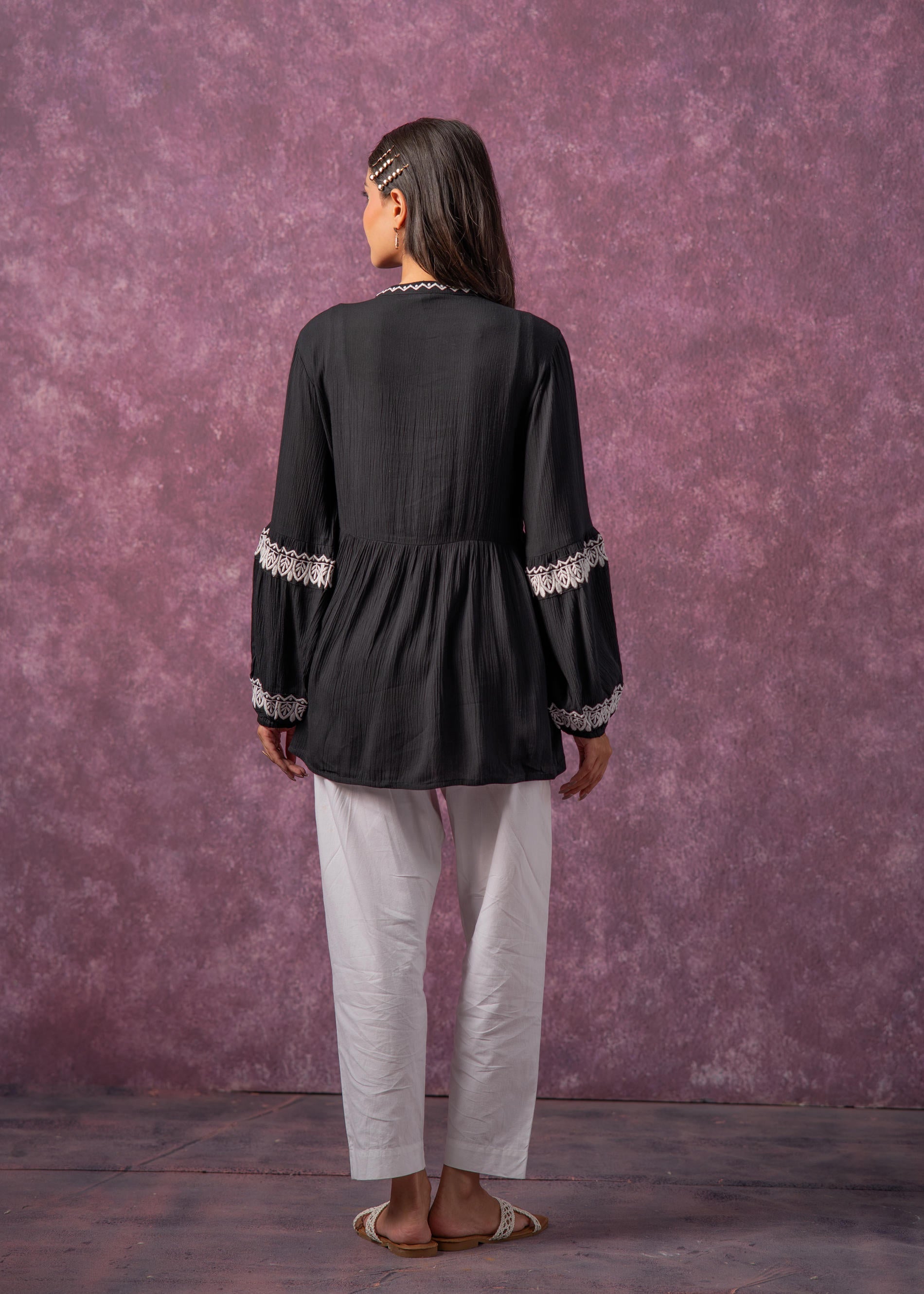 Women's Black & White Embroidered Viscose Tunic with Thread Work, Butt