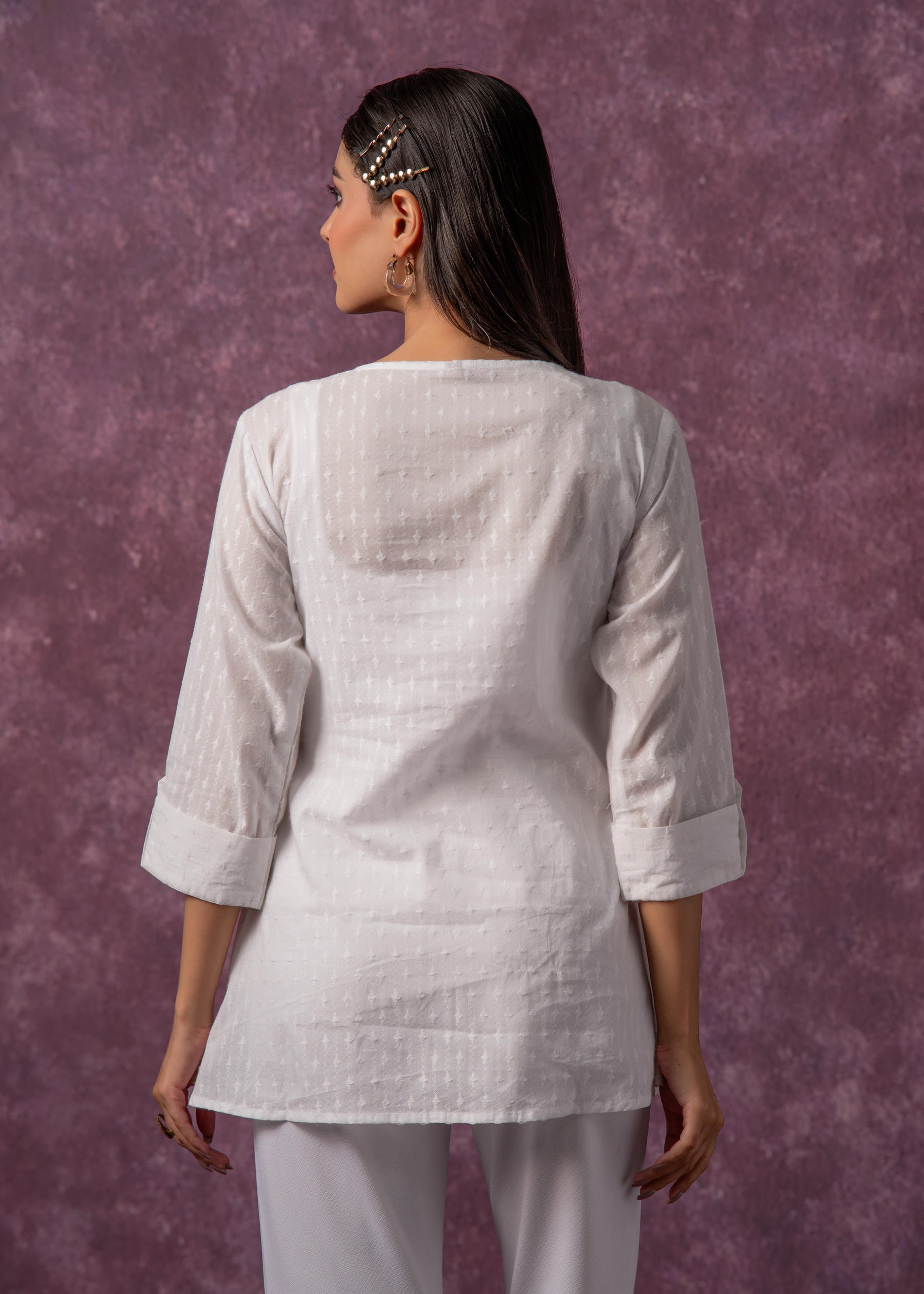 Women's Off-White Cotton Tunic with Thread & Mirror Work | DesiQlo