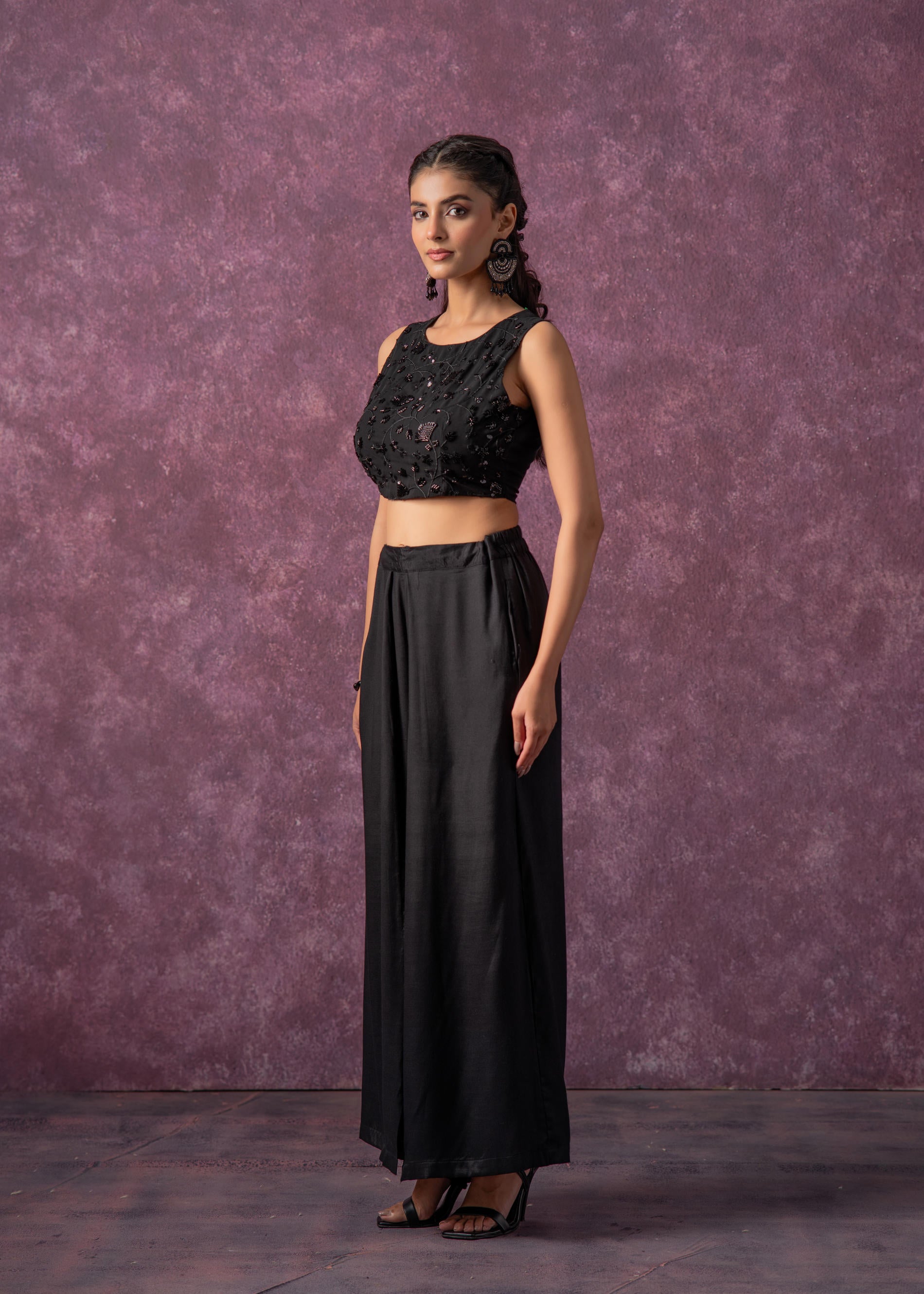 Midnight Muse Embellished Crop Top-P1800BLACK_ON