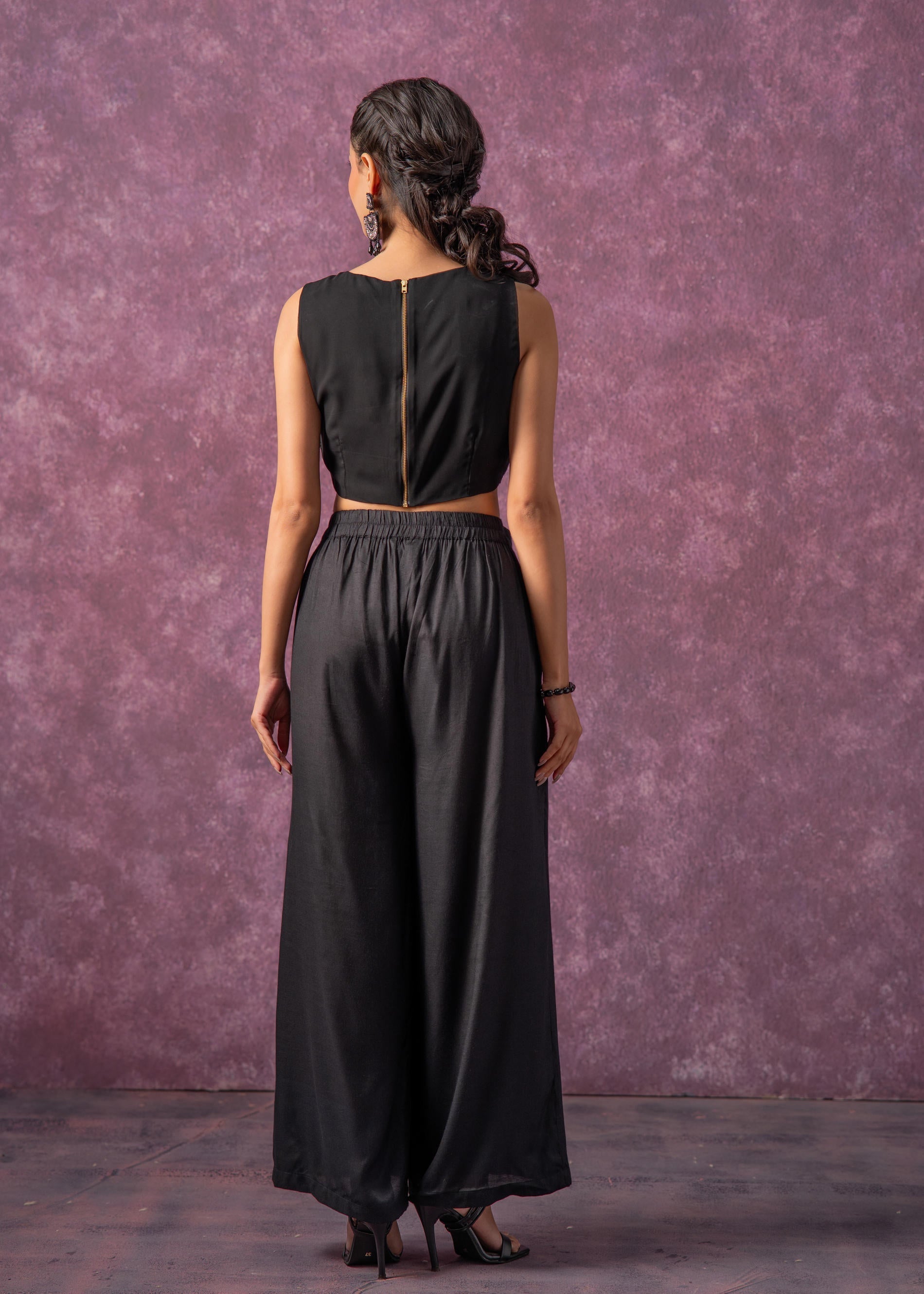 Black Solid Embellished Sleeveless Top with Beads & Sequence Work | De