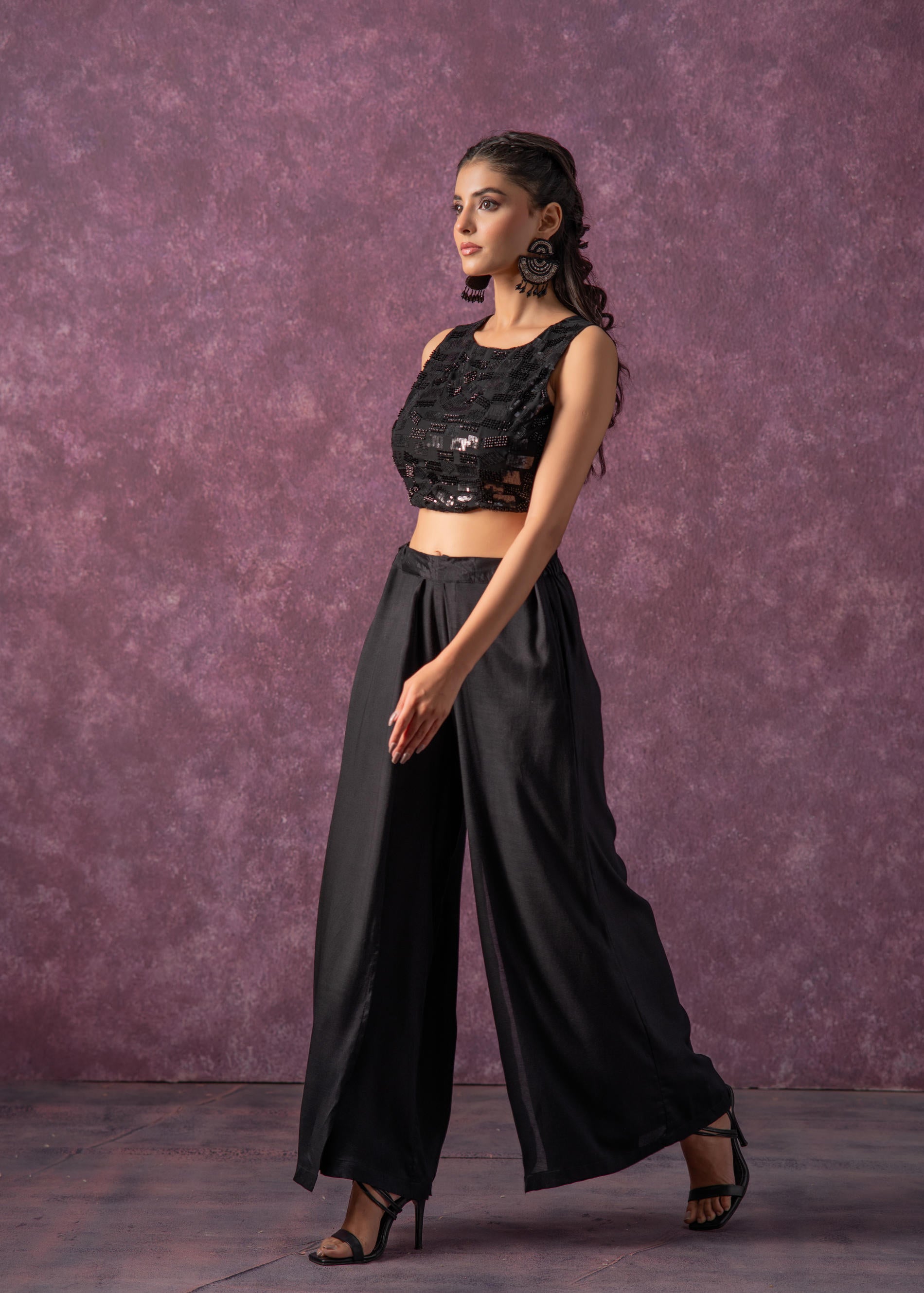 Black Solid Embellished Sleeveless Top with Beads & Sequence Work | De
