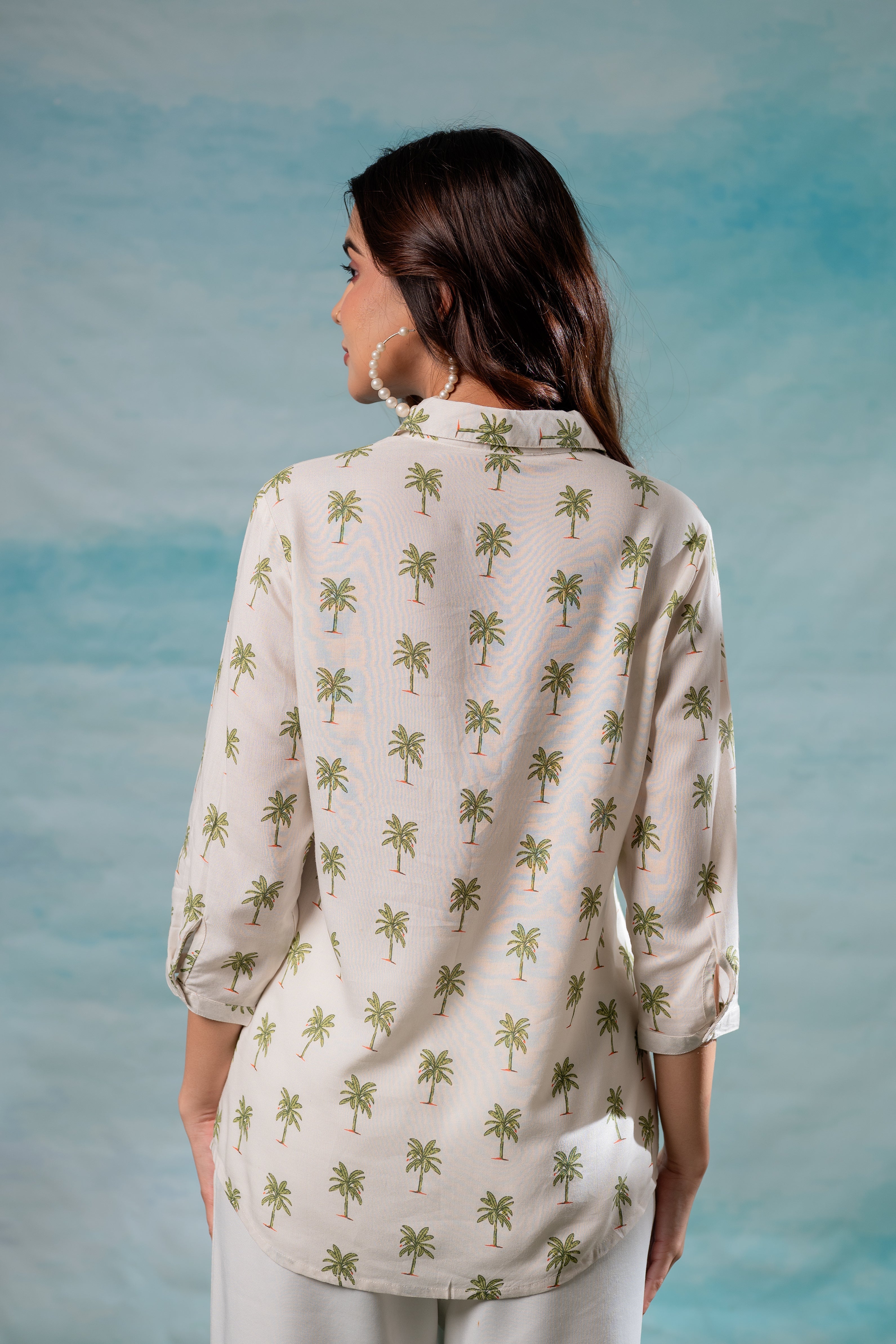 Off-White Palm Tree Printed Relaxed Fit Shirt