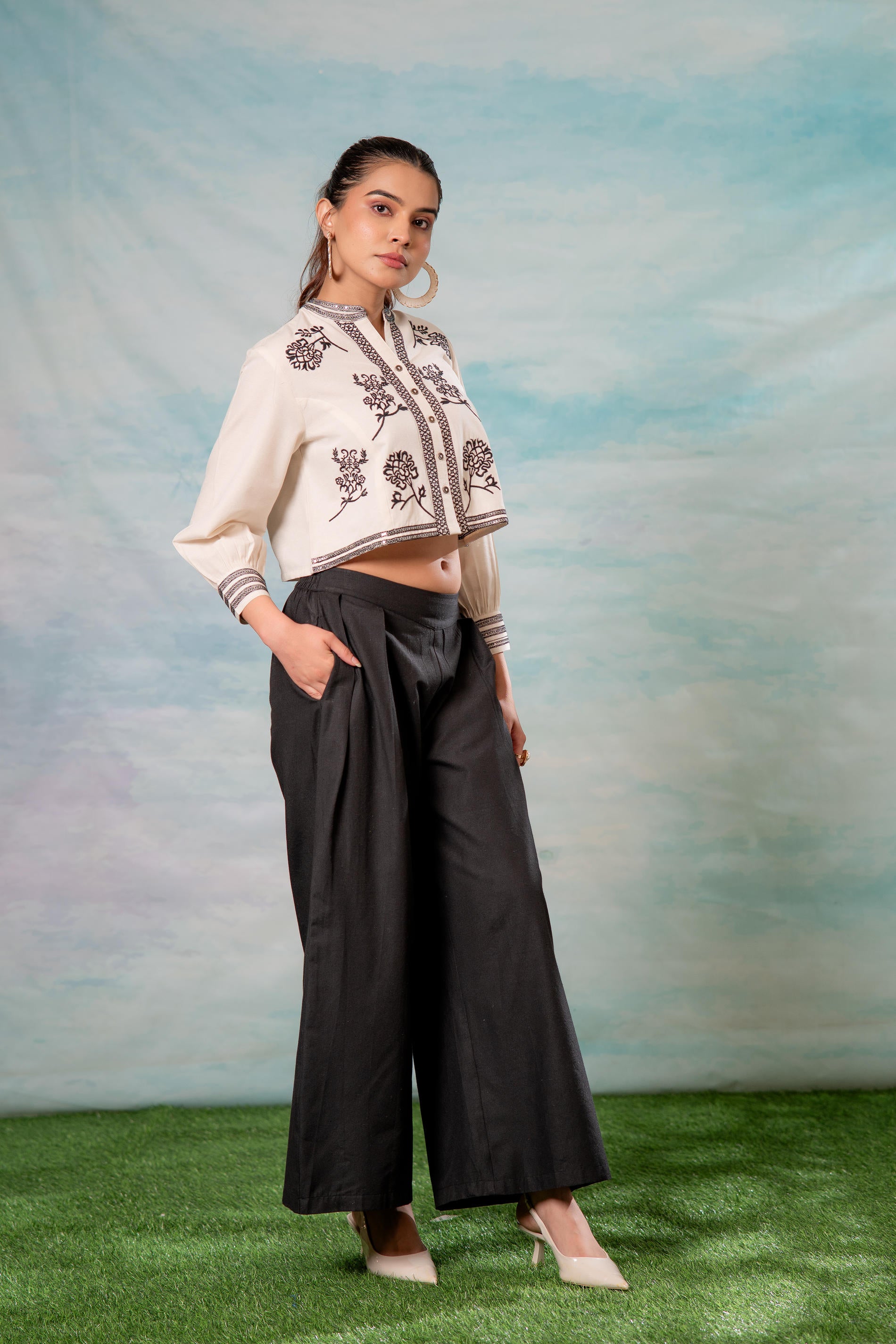 Noir Flora Modern Set-P1902BLACK