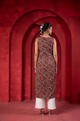 Women's Pink Ethnic Motif Printed Sleeveless Kurta