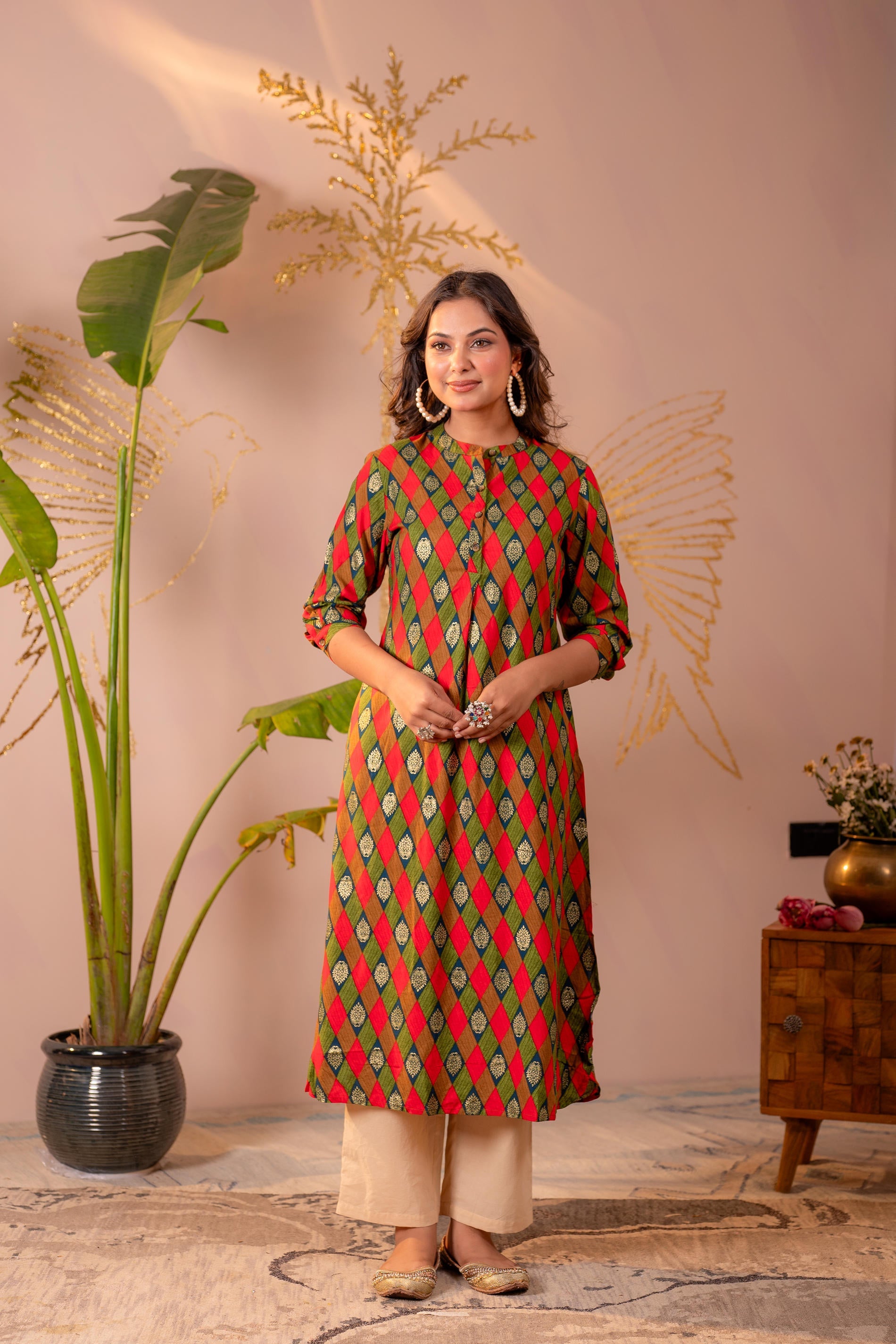 Geometric Printed Straight Kurta - Green | DesiQlo