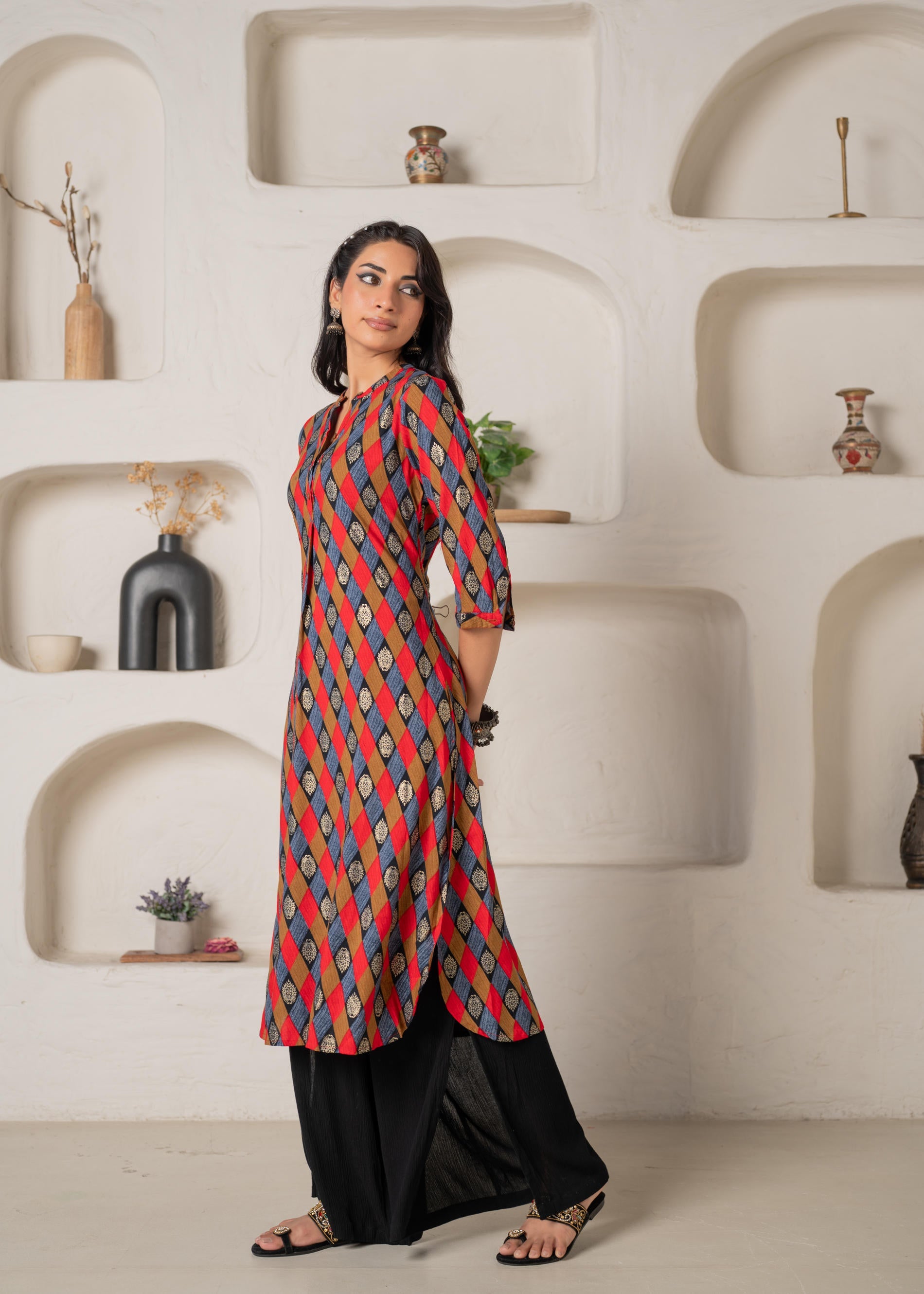 Geometric Printed Straight Kurta - Navy | DesiQlo