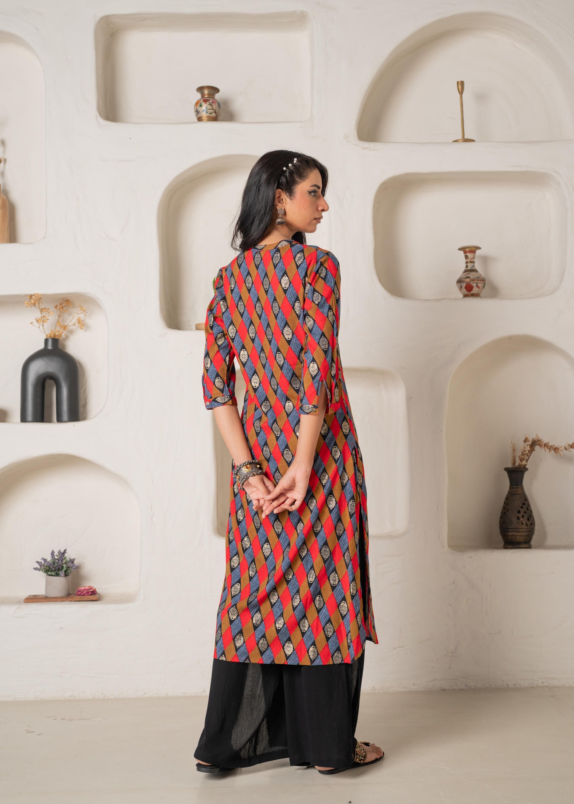Geometric Printed Straight Kurta - Navy | DesiQlo