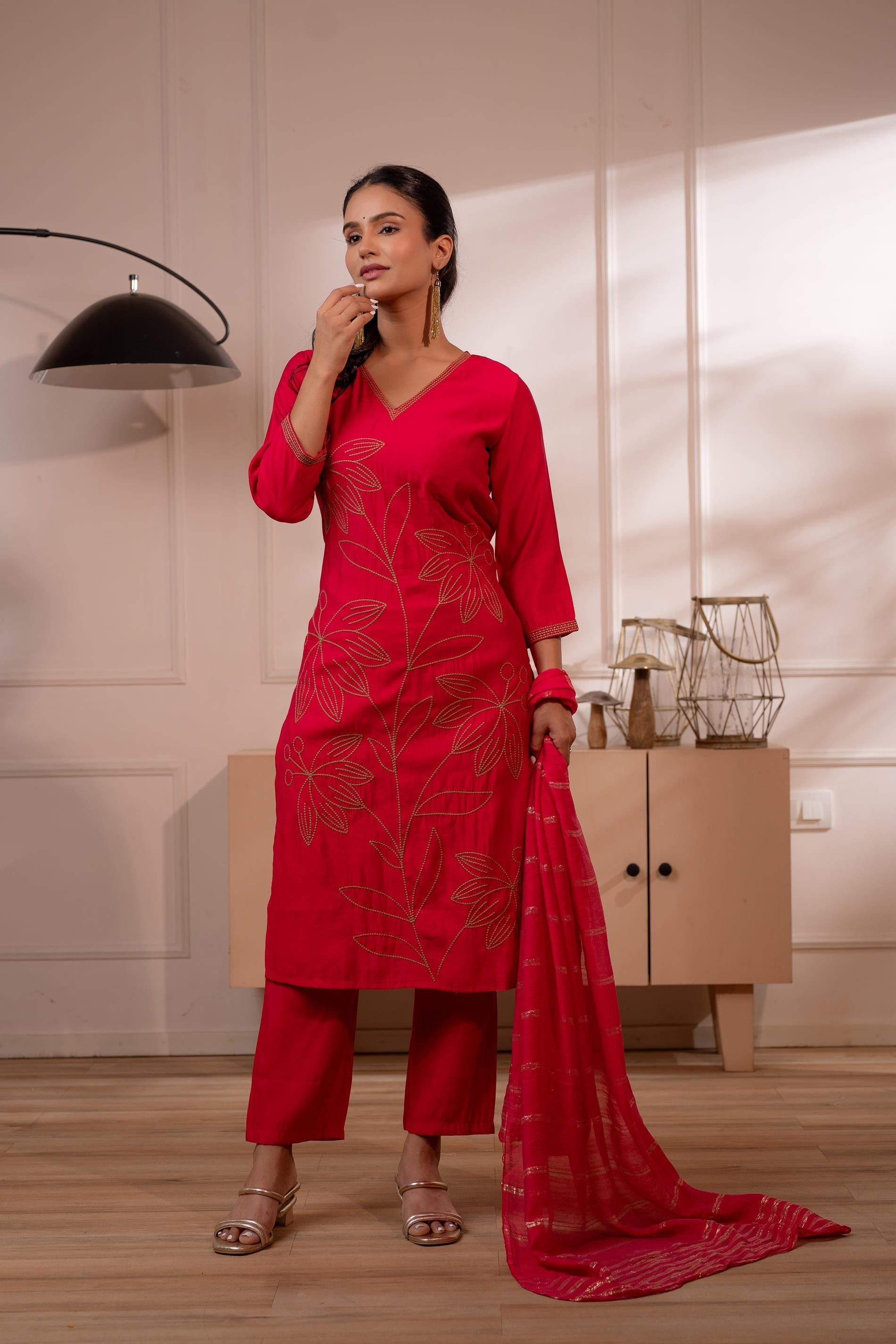 Fuchsia Solid Embroidered Straight Kurta Pant and Dupatta Set with Thr