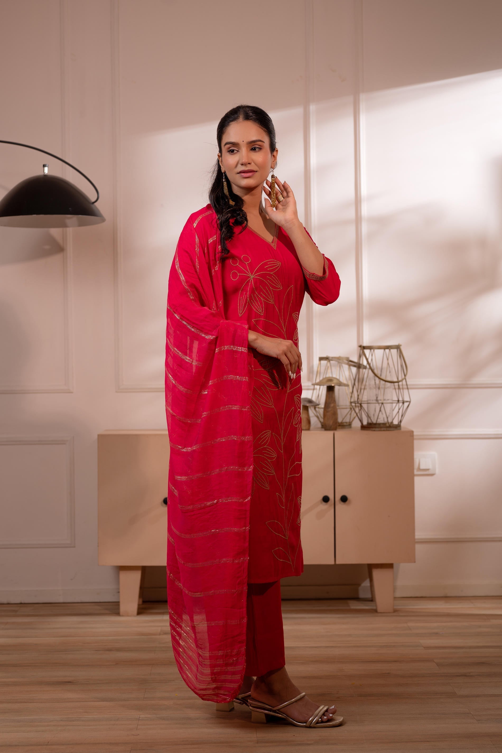 Fuchsia Solid Embroidered Straight Kurta Pant and Dupatta Set with Thr