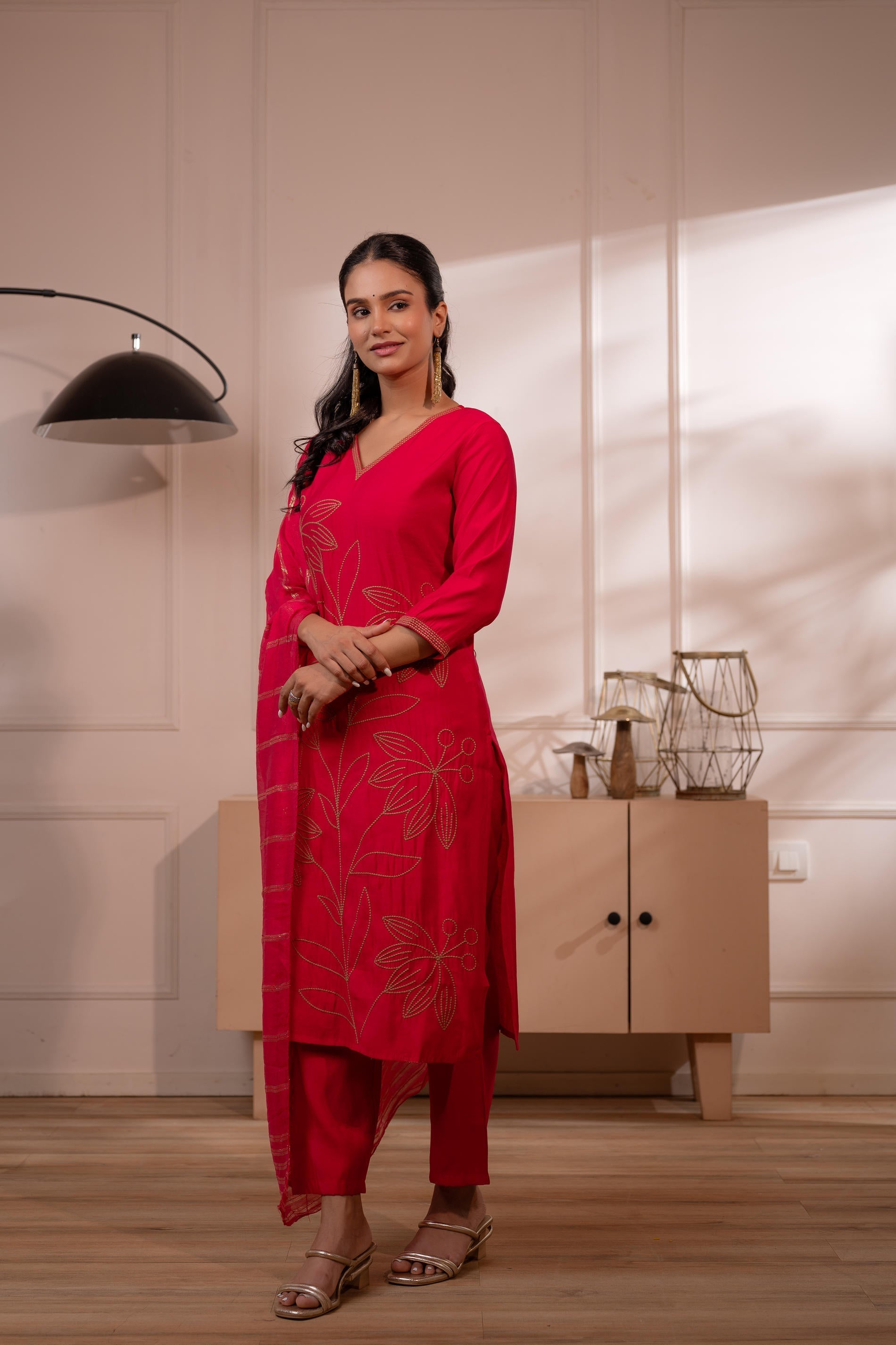 Fuchsia Solid Embroidered Straight Kurta Pant and Dupatta Set with Thr