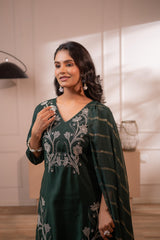 Mehandi Green Solid Embroidered Straight Kurta Pant and Dupatta Set with Thread Work