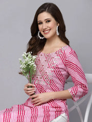 Women's Lehriya Printed & Embroidered Rayon Straight Kurta-PINKNISAR36