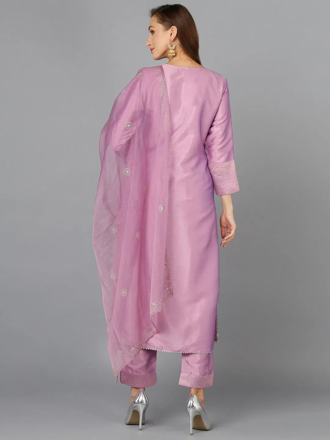 Lavender Silk Blend Embroidered Women's Kurta Set with Dupatta