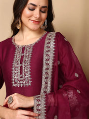 Women Maroon Silk Blend Embroidered Straight Kurta Pant Set With Dupatta-PKSKD2134