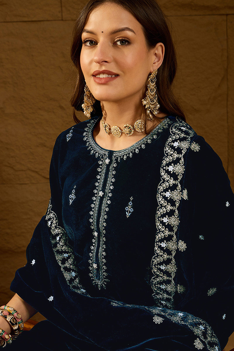 Blue Velvet Solid Embroidered Straight Trousers Suit Set PKSKD2277 | D