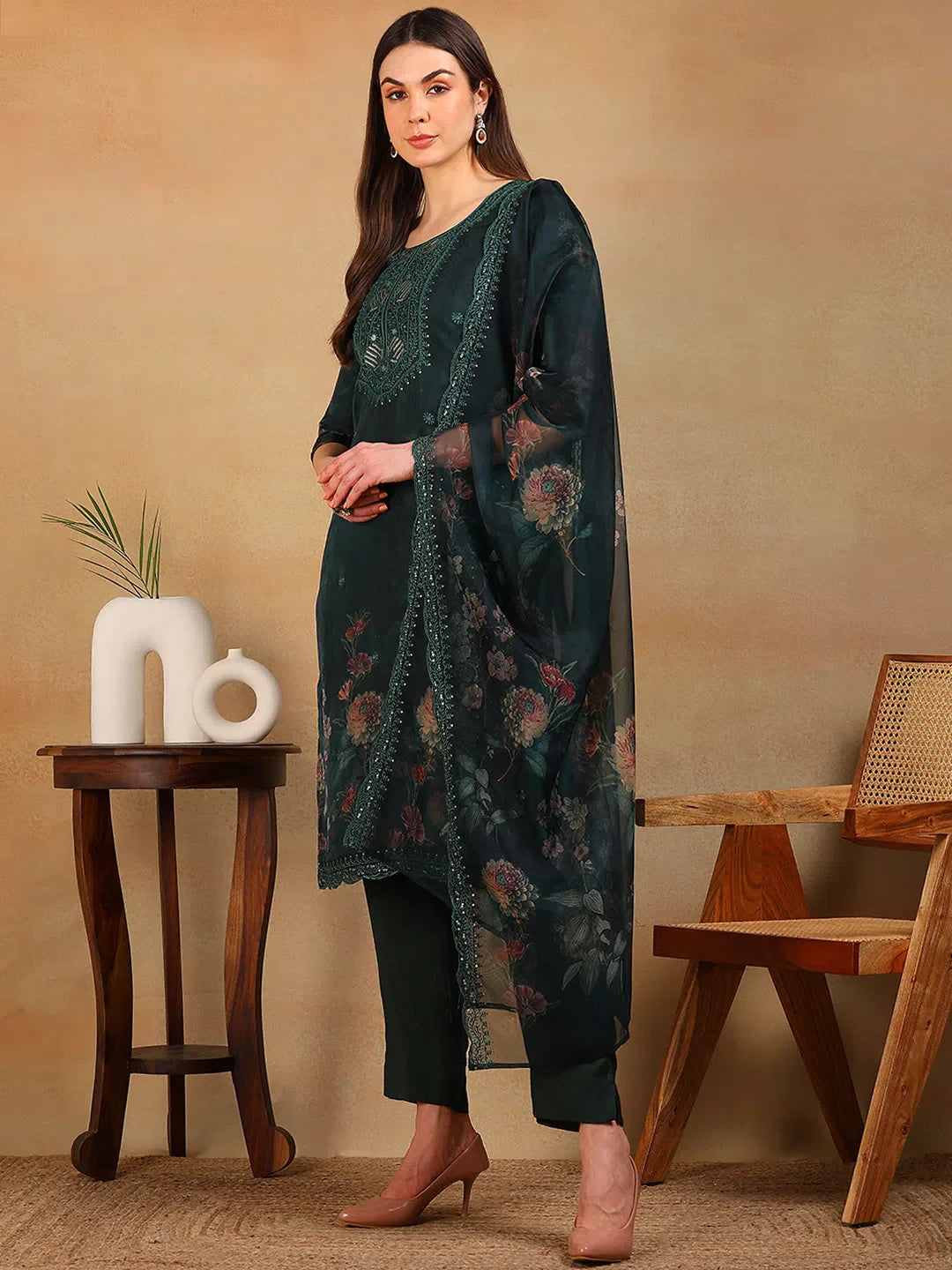 Green Embroidered Kurta Set With Dupatta | Women's Designer Sets