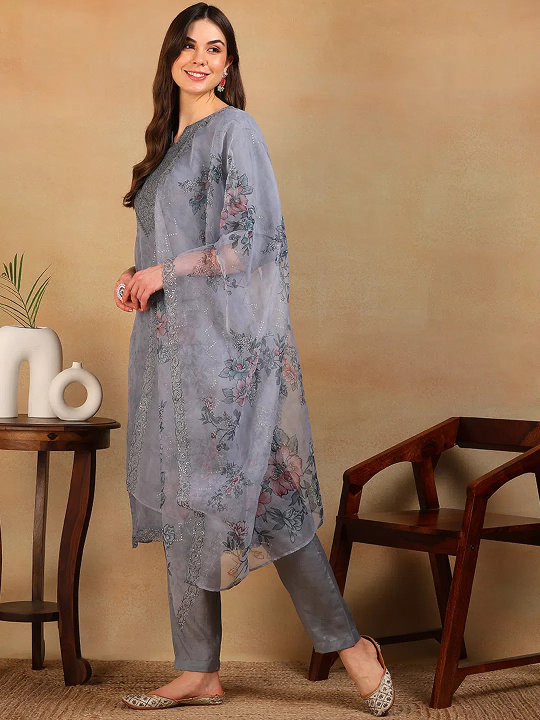 Classic Grey Embroidered Kurta Pant Set with Dupatta-Indian Kurta Sets