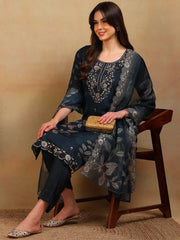 Women Navy Blue Organza Embroidered Straight Kurta Pant Set With Dupatta